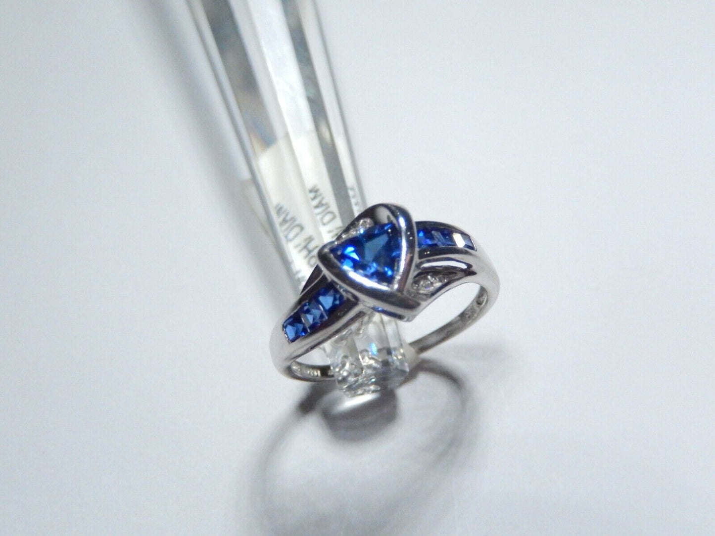 *NWT* 10k White Gold Lab Created Trillion Sapphire And Diamond Ring Size 7.25