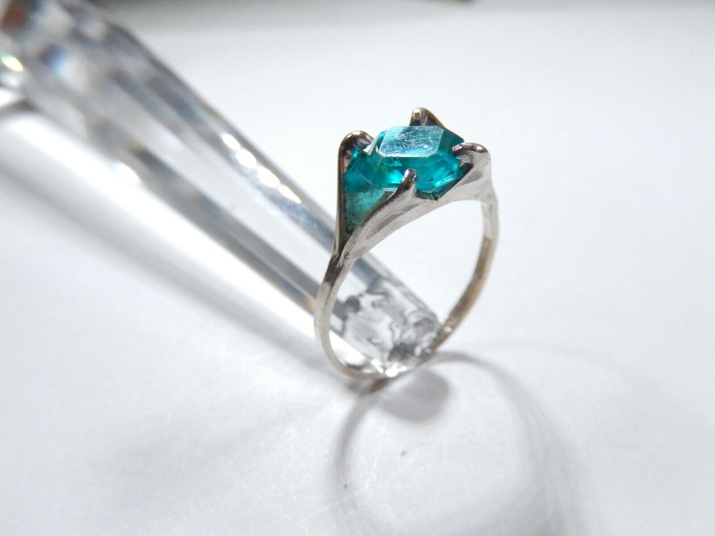 *VINTAGE*  2.00 CT  Blue Topaz Gemstone Solitaire 925 Sterling Silver Ring Sz 6