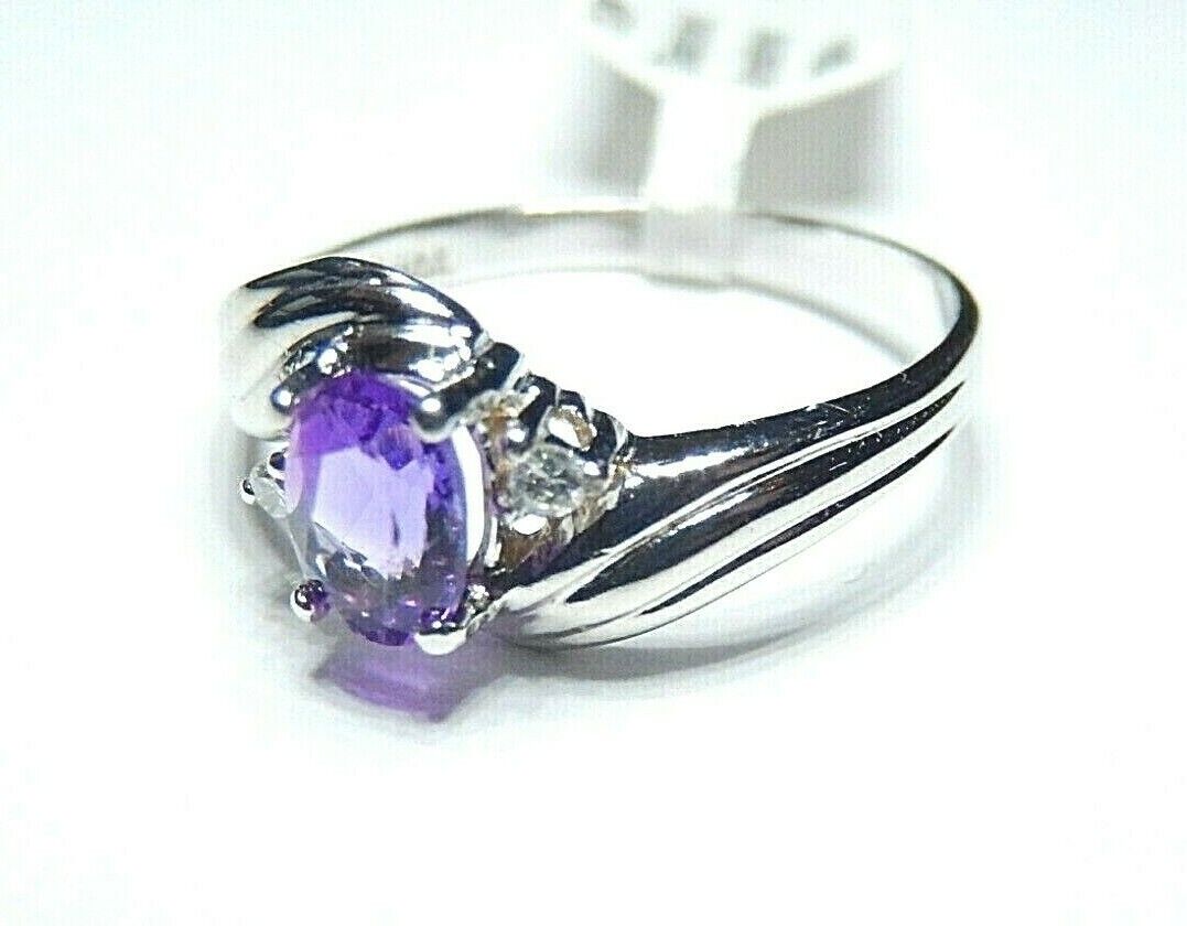 *NWT* 10k White Gold Oval Amethyst And Diamond Ring Size 6.5