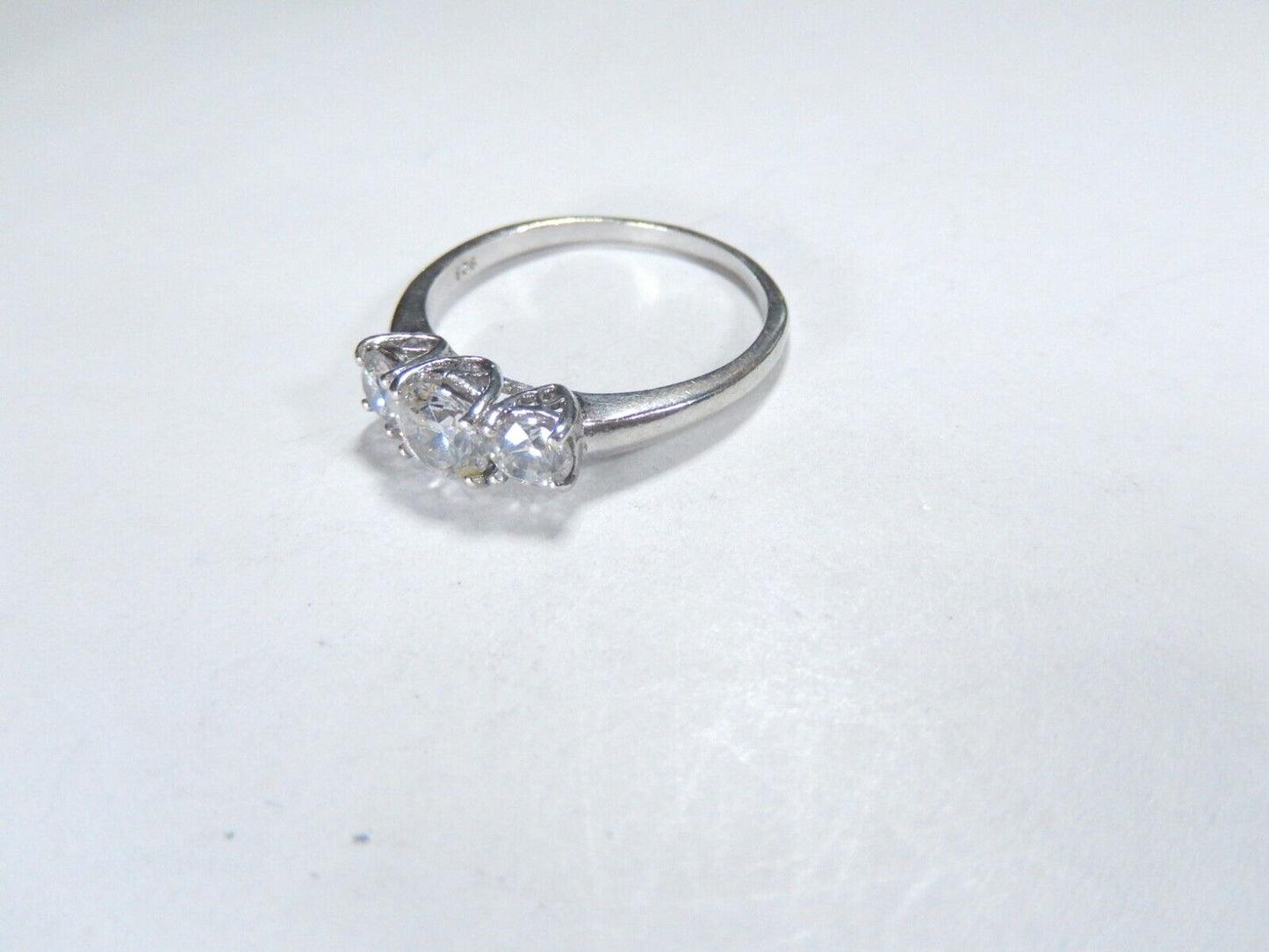 *VINTAGE*  1.5CT Round Cut Cubic Zirconia Three Stone  Ring 925 Silver Size 10