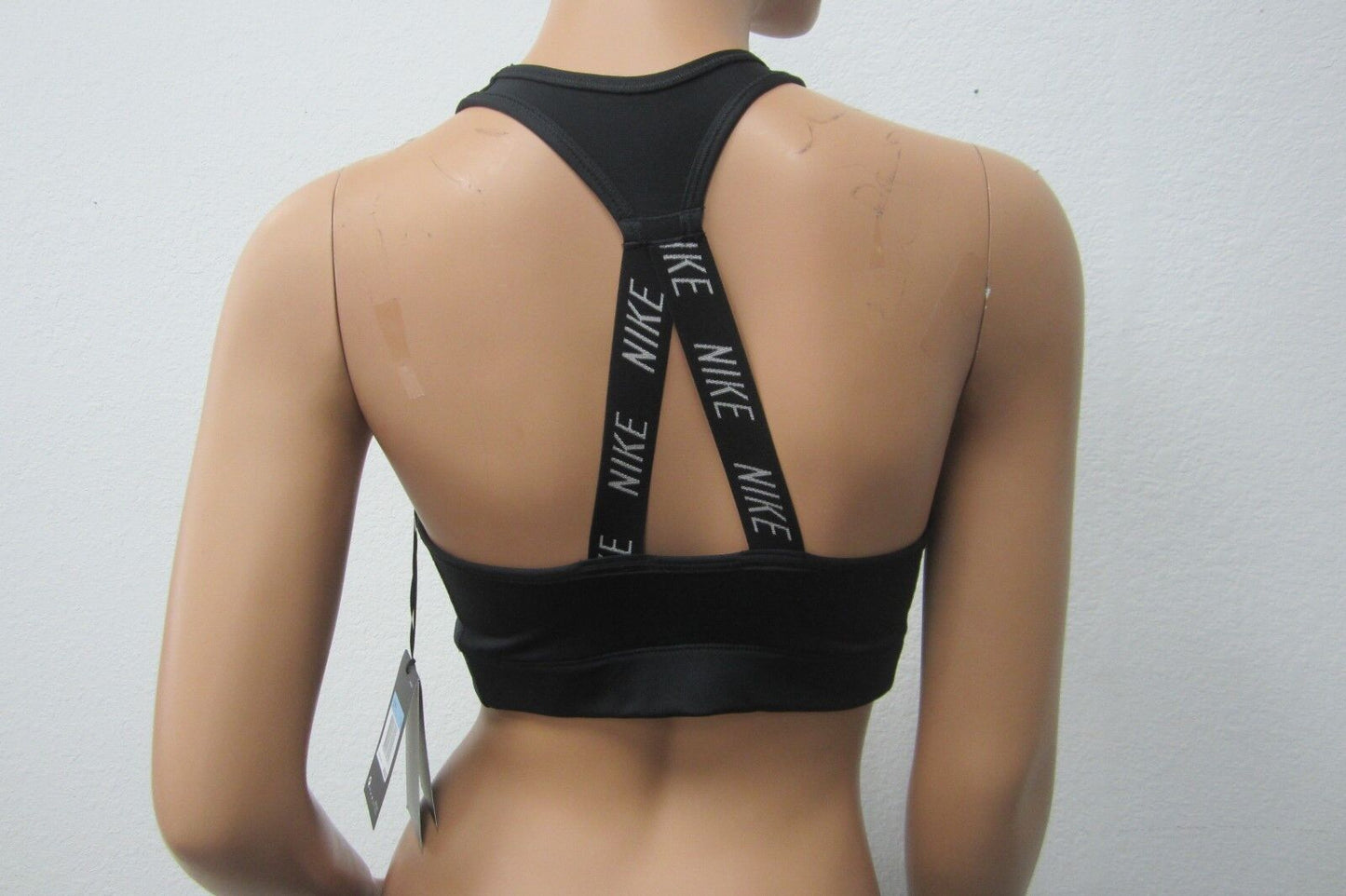 *NWT* Nike Victory Compression Sports Bra Top Fitness Yoga Crossfit  Black Sz M
