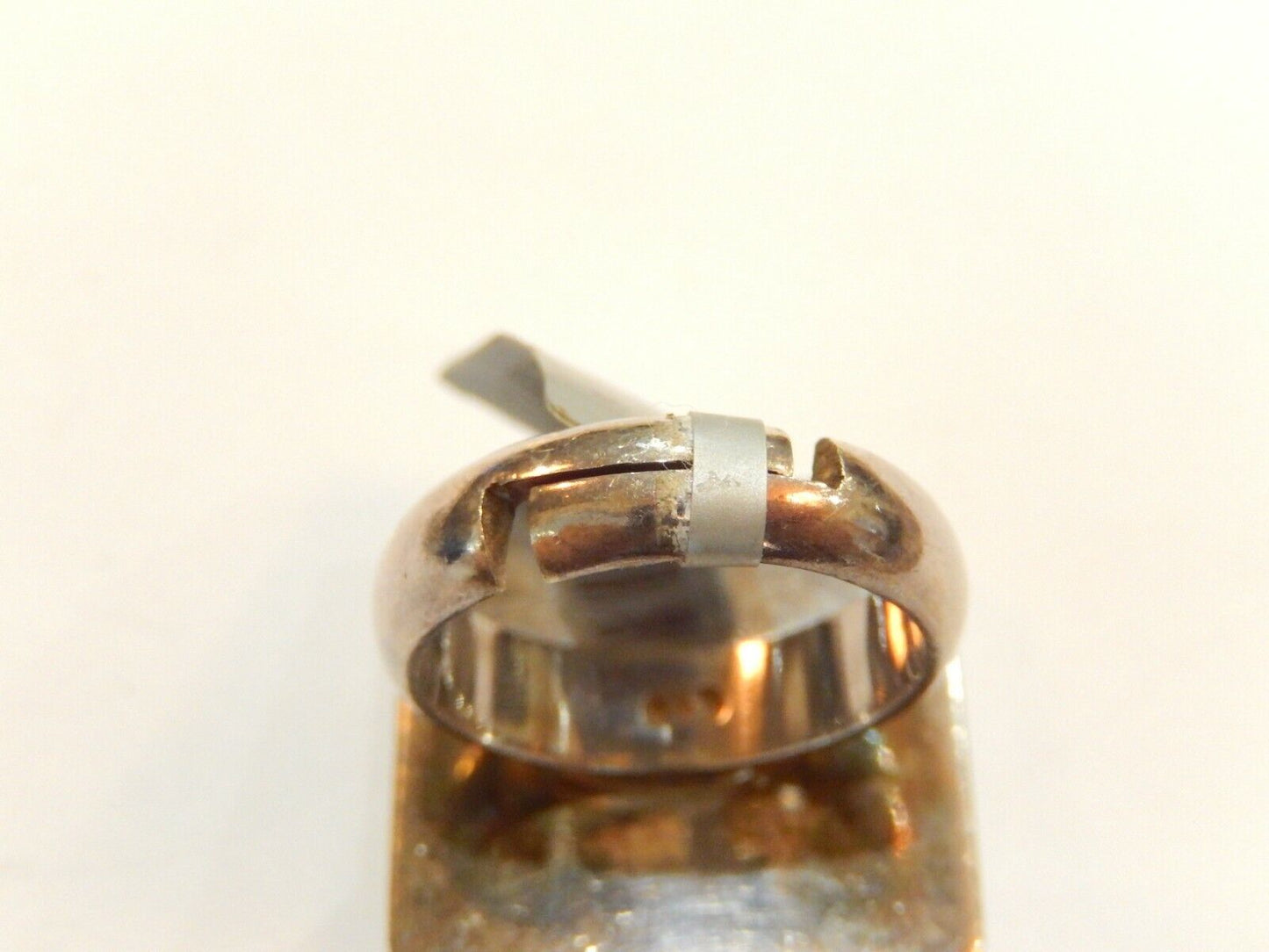 *VINTAGE*  OCEAN STYLE STERLING SILVER  MOTHER OF PEARL RING ADJUSTABLE 8-11