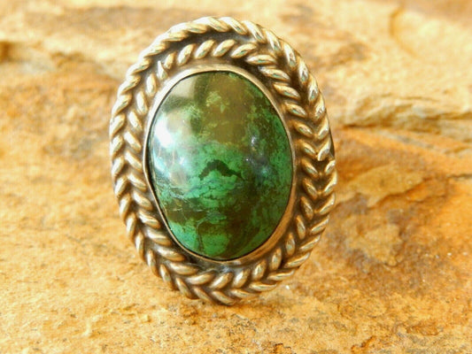 VINTAGE LARGE NATIVE AMER. STERLING SILVER GREEN TURQUOISE RING SIZE 6.75