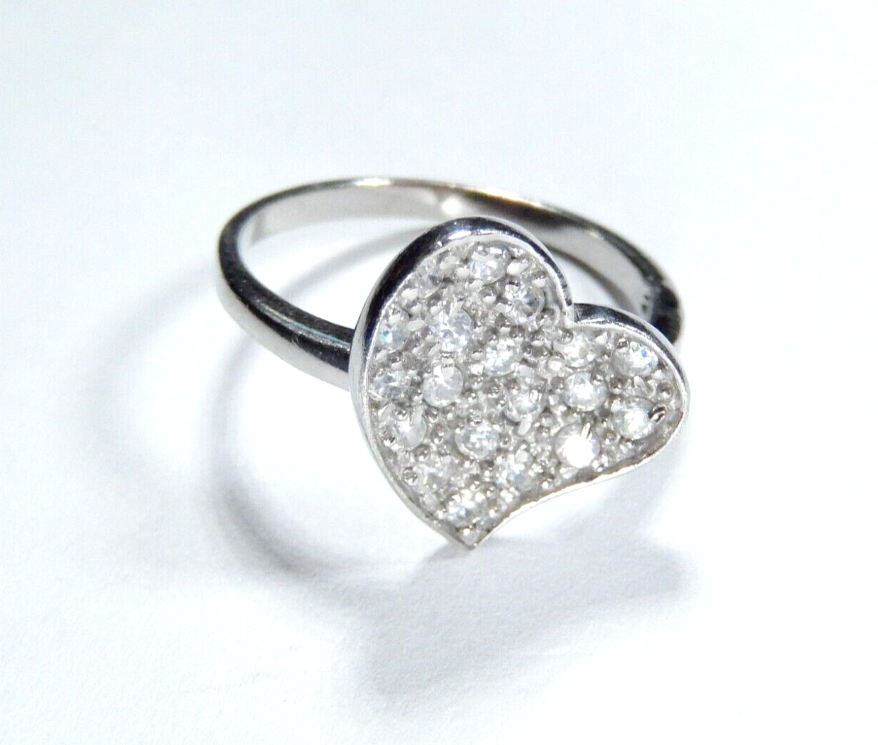 *VINTAGE*  925 Sterling Silver Cubic Zirconia Cluster Heart Ring Size 7