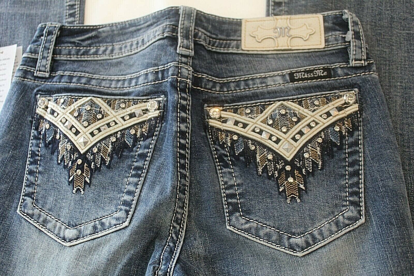 *NWT* $104. Miss Me Women's Mid Rise Chloe Boot Cut Jeans Size 26 x 34