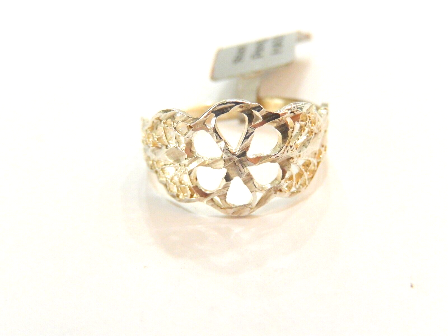 *VINTAGE*  Sterling Silver Diamond Cut Filigree Oval Ring  Size  8