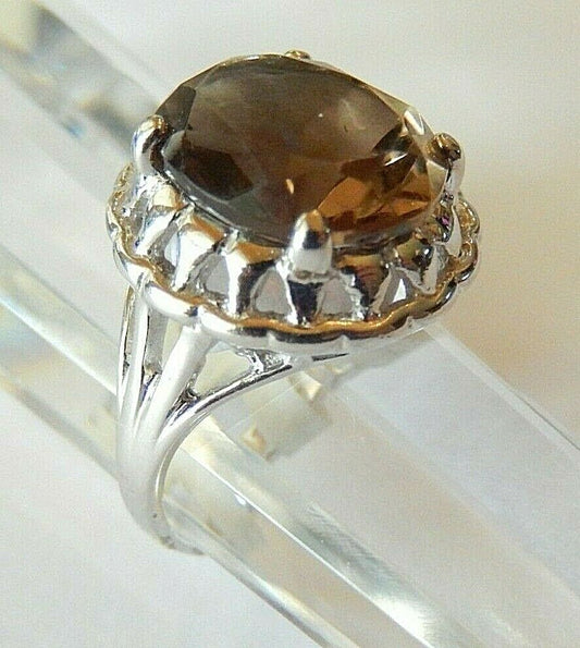 *VINTAGE* 10K White Gold 5CT Oval  Smokey Topaz Ring Size 5