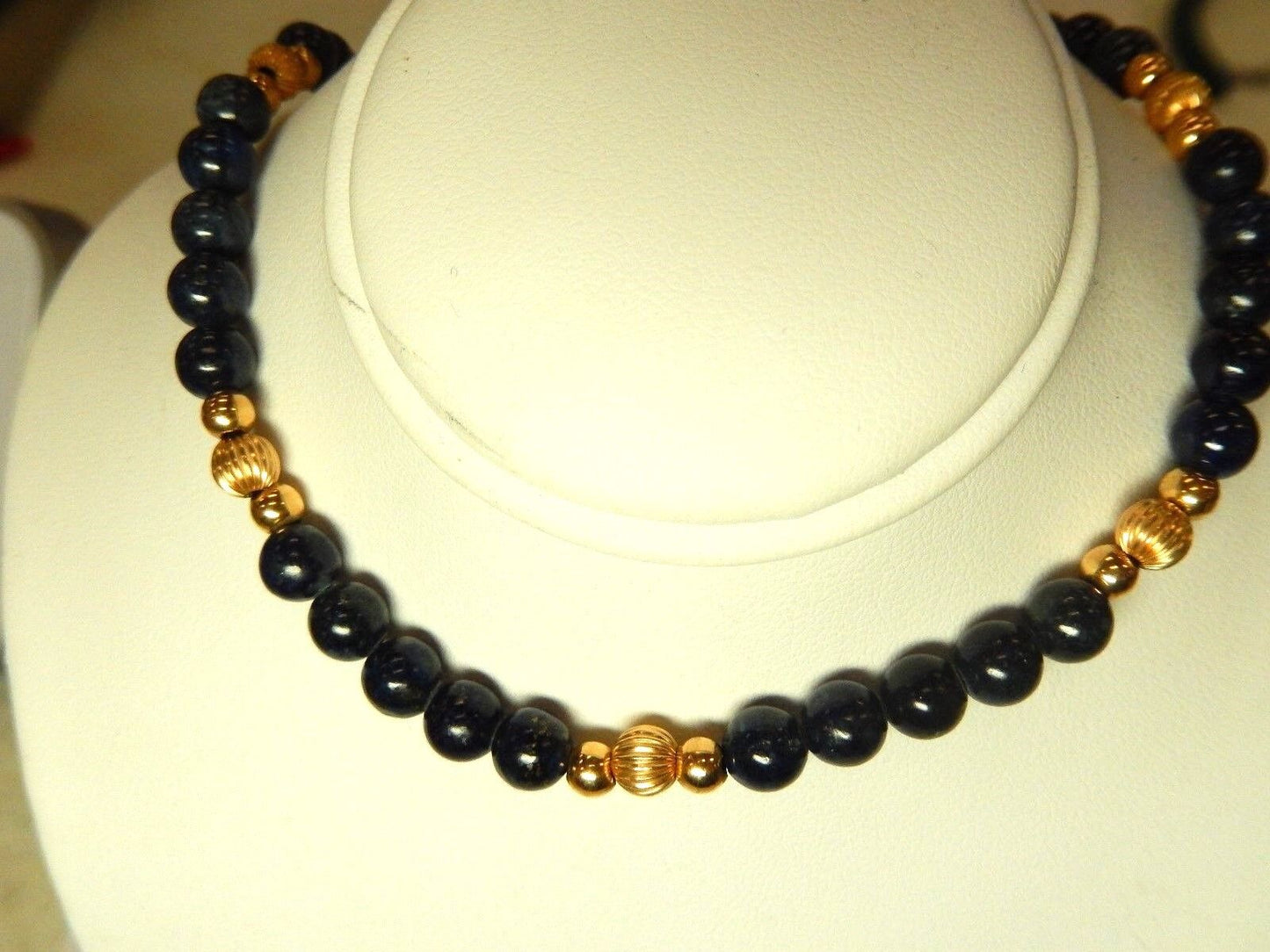 *VINTAGE* STUNNING 14k Yellow Gold Bead & Lapis Lazuli Necklace 20" Length