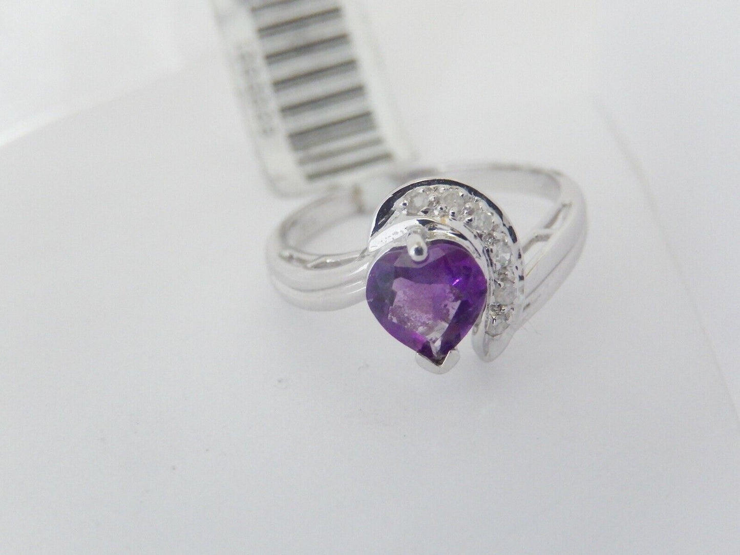 14K White Gold Heart Shape Amethyst & Diamond Ring .75 Carats Size 6.75