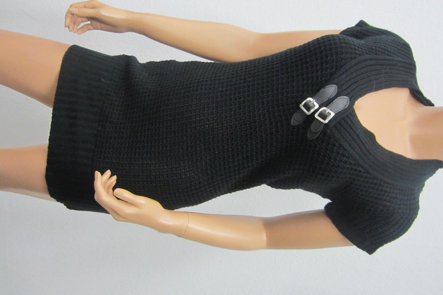 *NWT*RED PAINT - SEXY & CUTE  Cap Sleeves Black Sweater Dress Women's Size Large