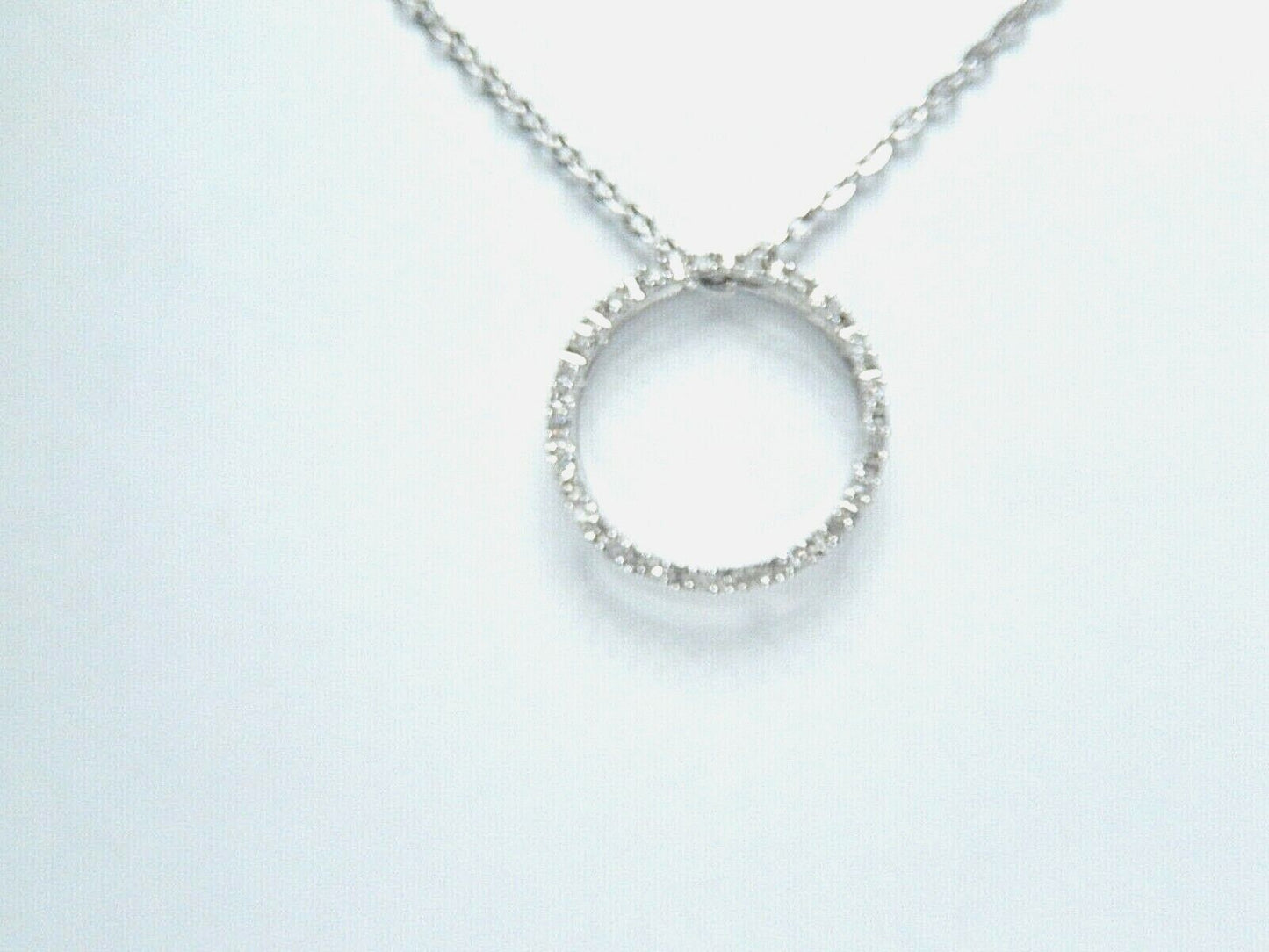 *NWT* 10k White Gold 1/5CT Round Diamond Eternity Pendant w/18" Chain