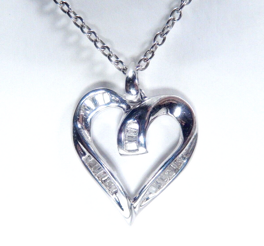 *VINTAGE*  10K  White Gold Baguette Natural Diamond Heart Pendant  w/18"chain