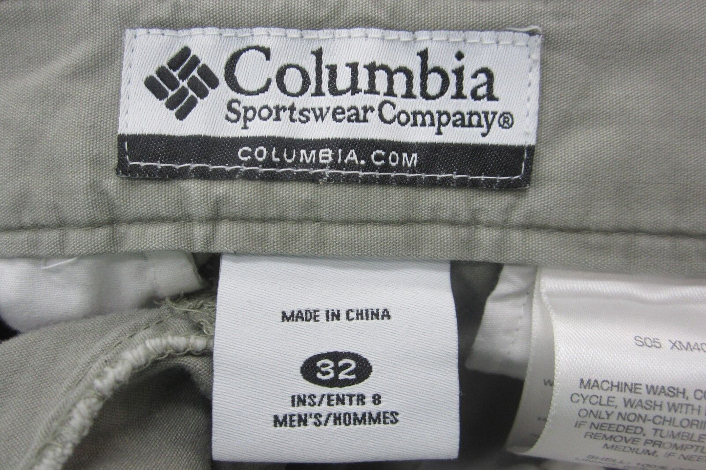 *NICE*  COLUMBIA  Mens  Khaki Technical Outdoor Hiking Cargo Shorts Size W32