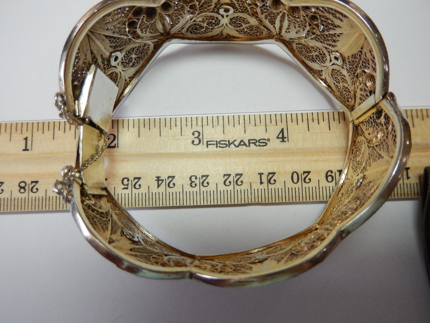 VINTAGE PORTUGAL HEAVY STERLING SILVER FILIGREE GOLD HINGED BANGLE BRACELET 7.5"