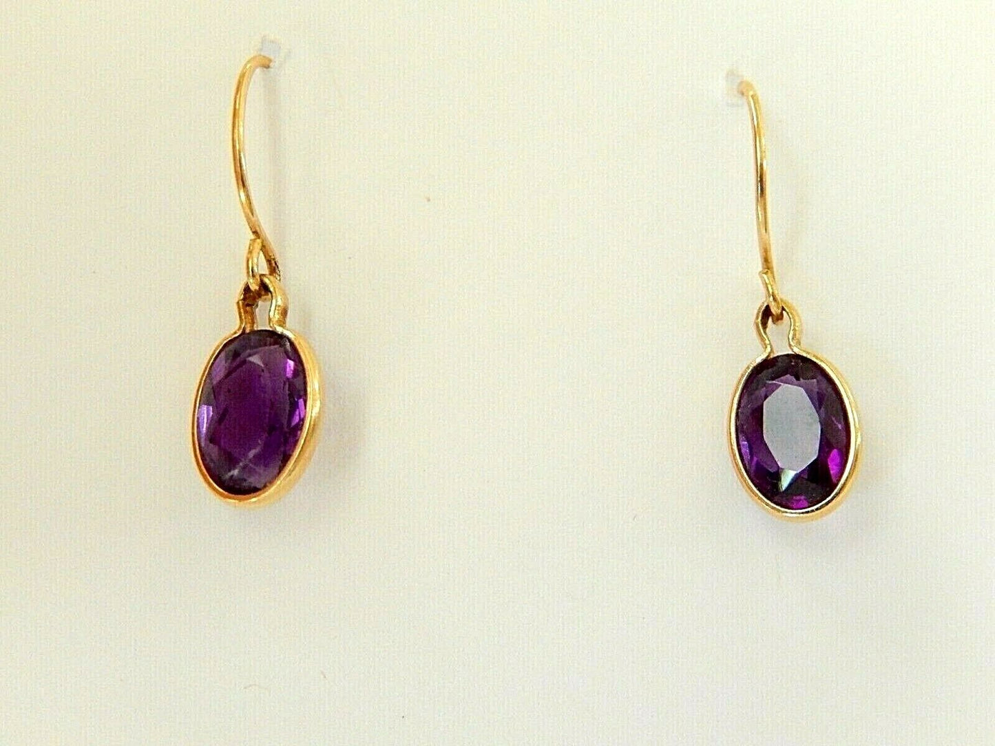 *VINTAGE*  14K Solid Yellow Gold French Ear Wire Earrings 7x5mm Oval Amethyst