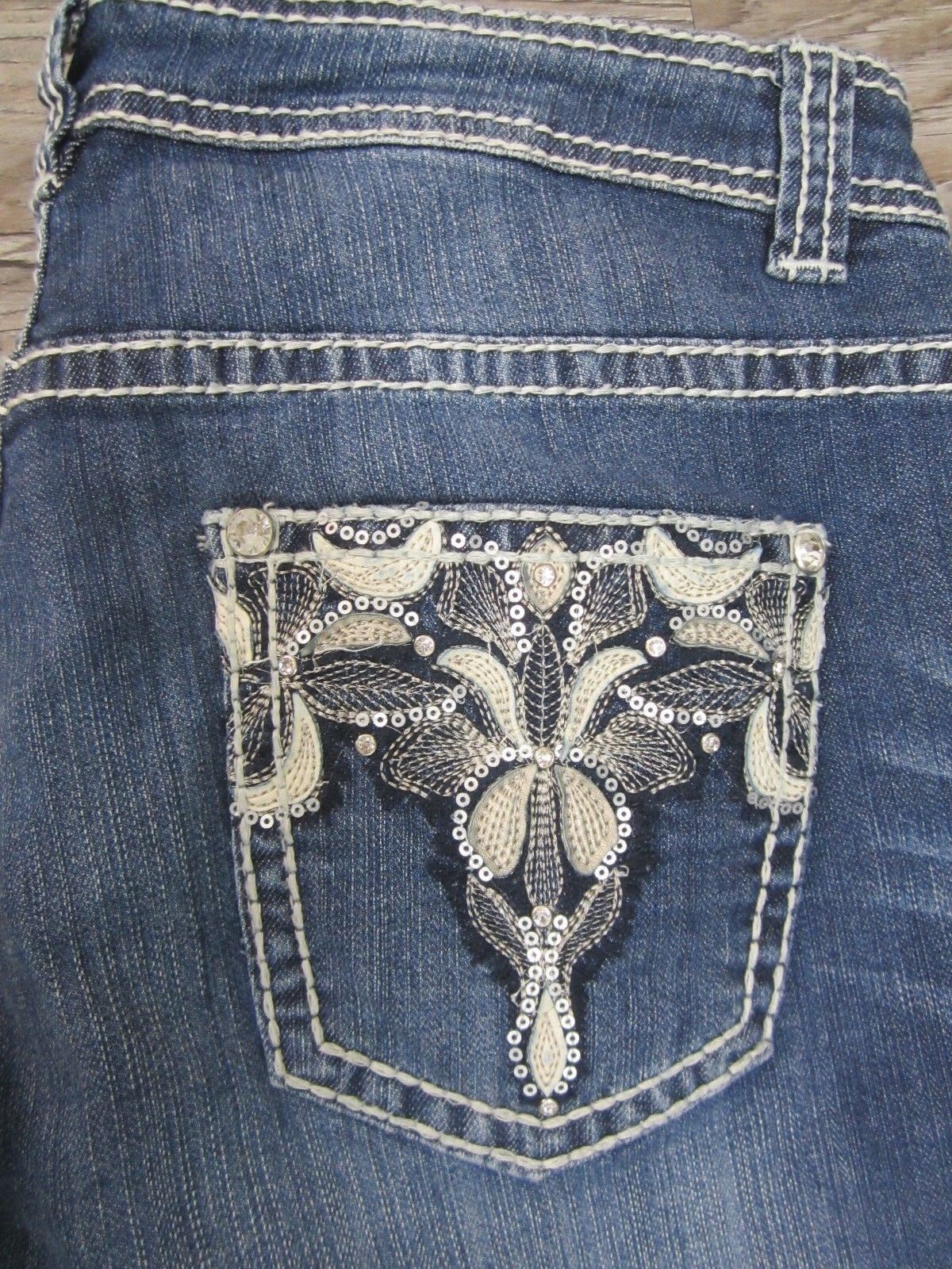 NWT REBA LUPITA SKINNY CRYSTAL WOMEN'S INDIGO  JEANS SIZE 6X 31 INSEAM  $88.00