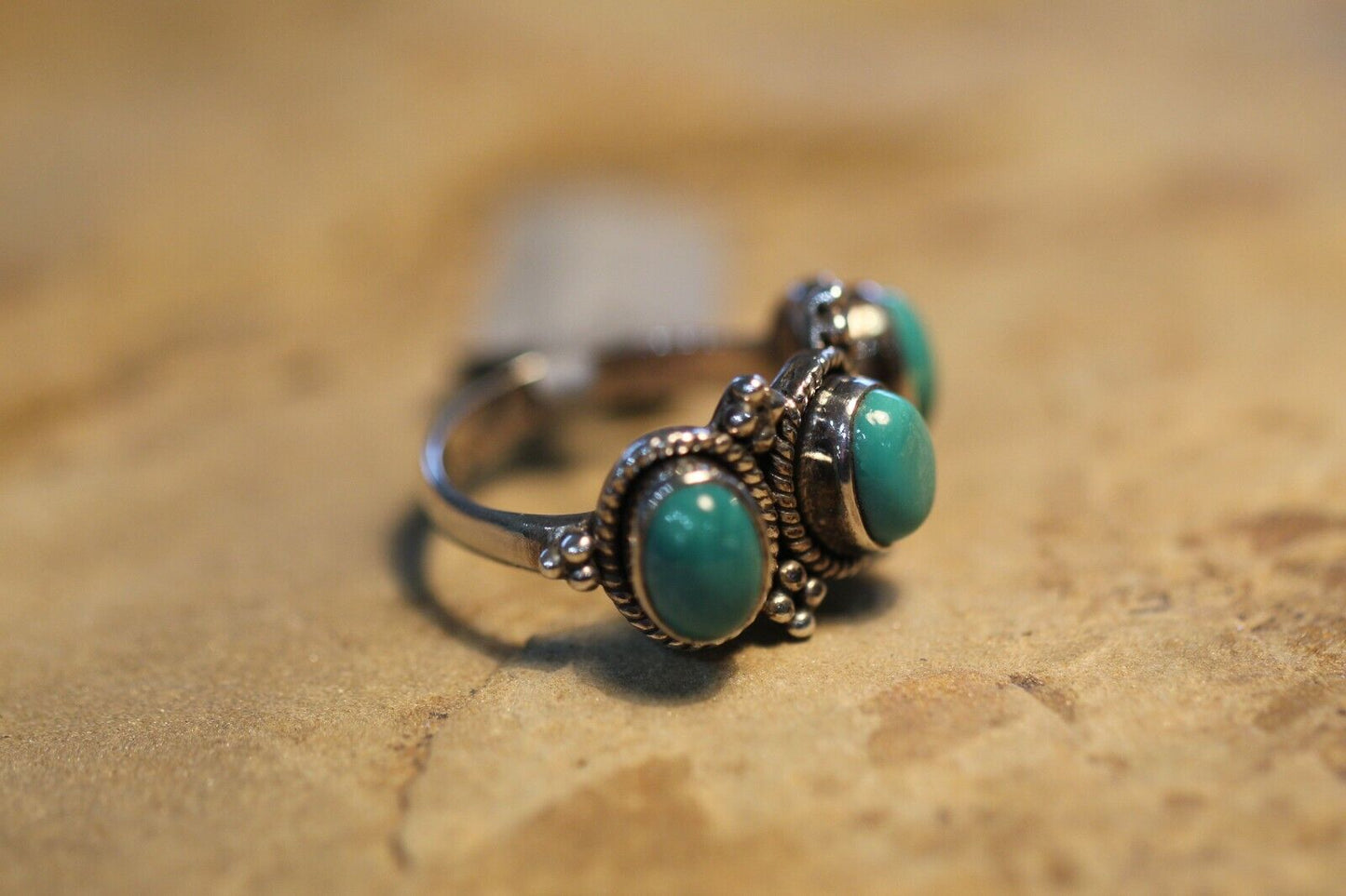 *VINTAGE*  925 STERLING SILVER BEADED SOUTHWEST STYLE  TURQUOISE SIZE 6.5 RING