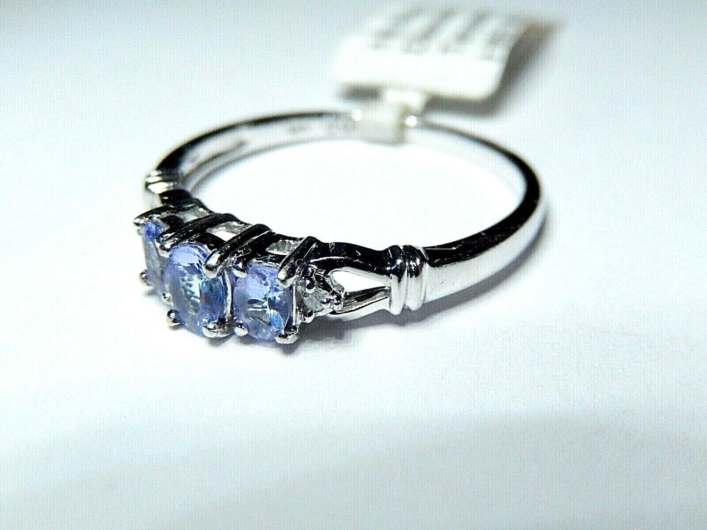 *NWT* 10k White Gold Three Stone Tanzanite And Diamond Ring Size 7.5