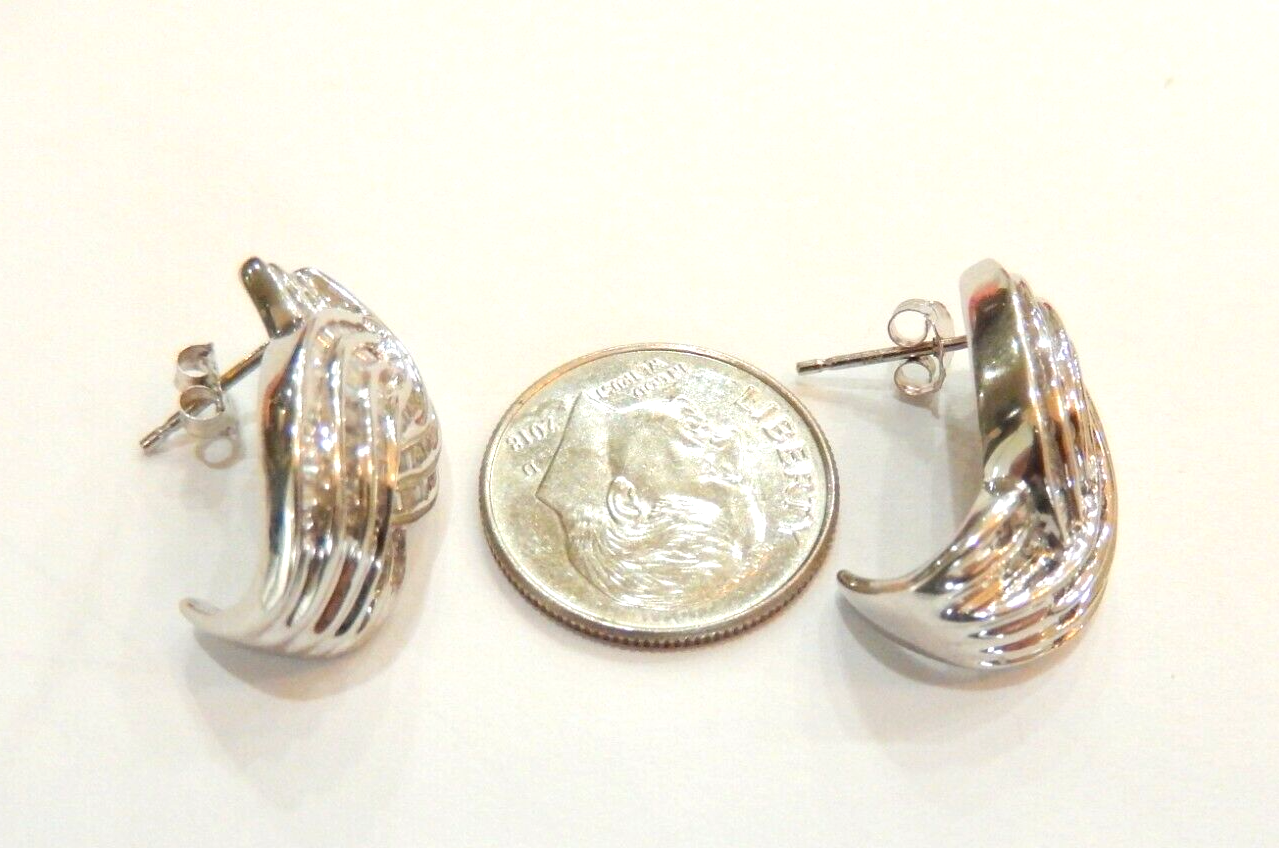 14K White Gold 2.00 CT Natural Baguette Cut Diamond Huggie Hoop  Earrings