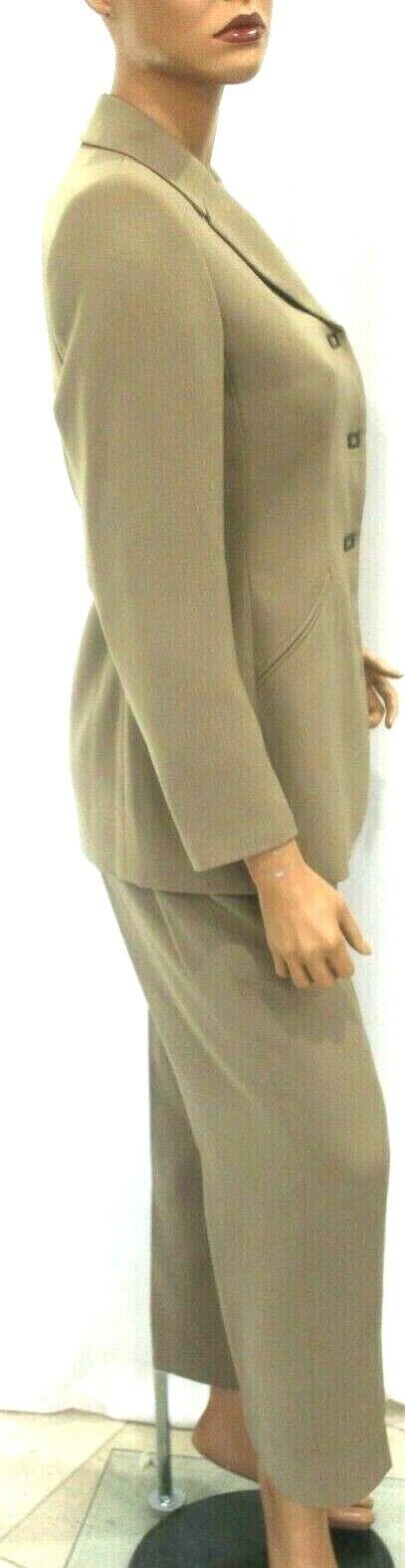 *NWT*  $179.00  Kasper Women's 2 Piece Tan Pant Suit Size 2P