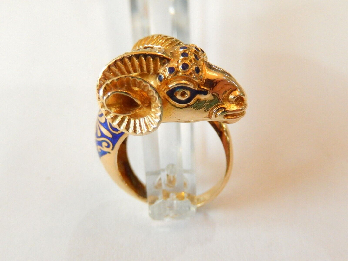 *VINTAGE*  MID-20TH CENTURY 18K YELLOW GOLD ENAMEL RAM HEAD WRAP AROUND RING