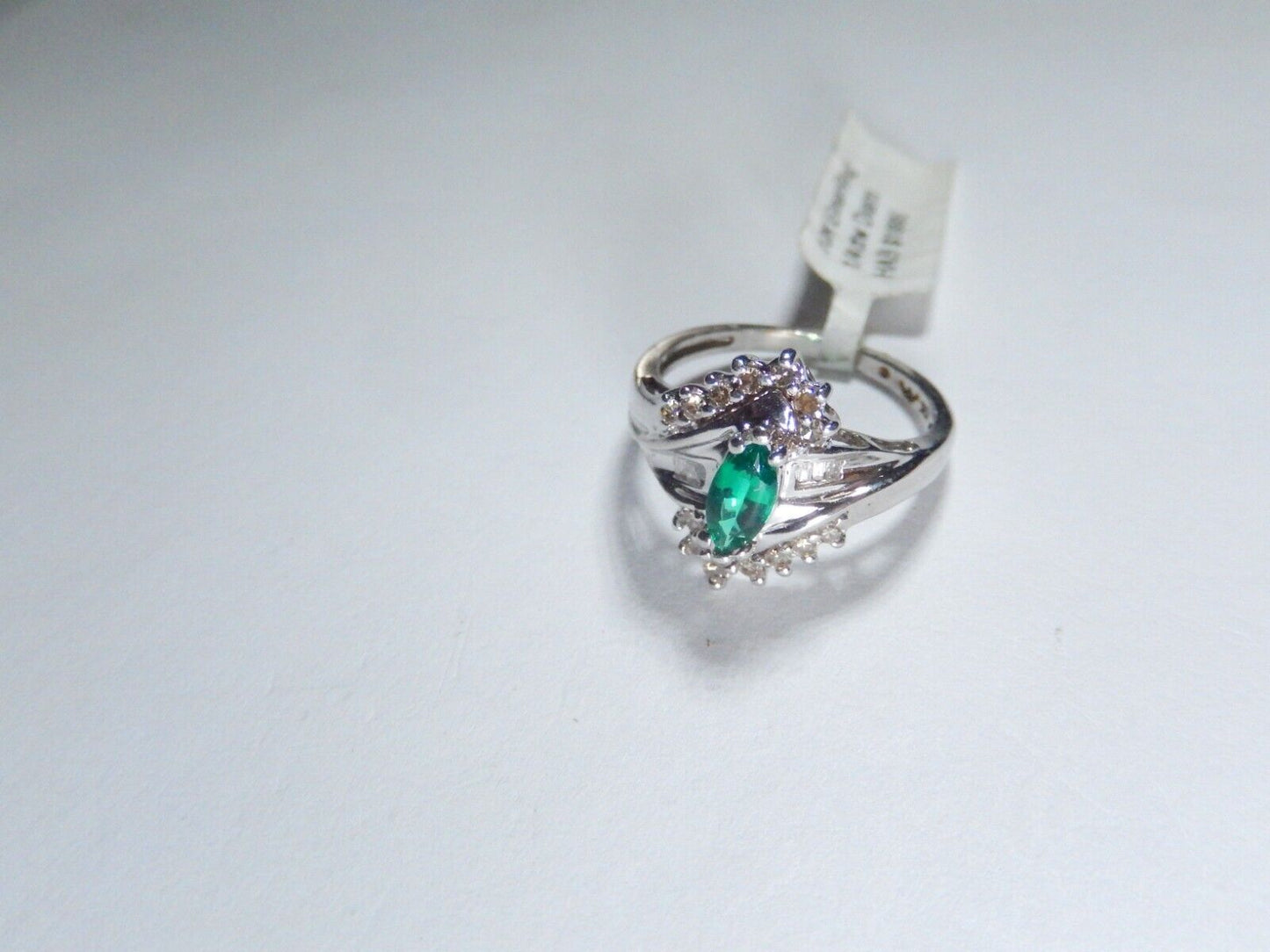 *NWT* 10k White Gold Lab Created Marquise Emerald And Diamond Ring Sz 7