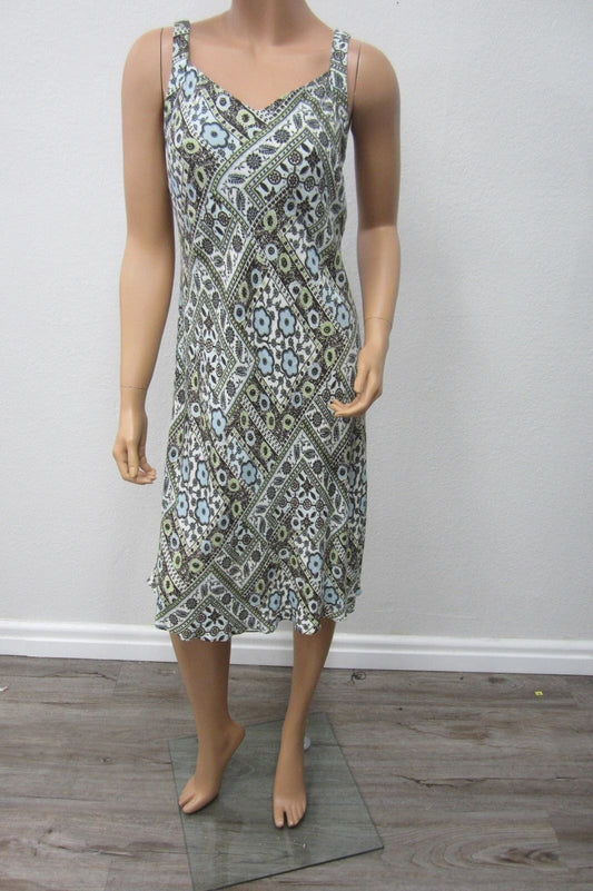 NWT Ann Taylor Loft Petites Dress VERY CUTE Size : 8P