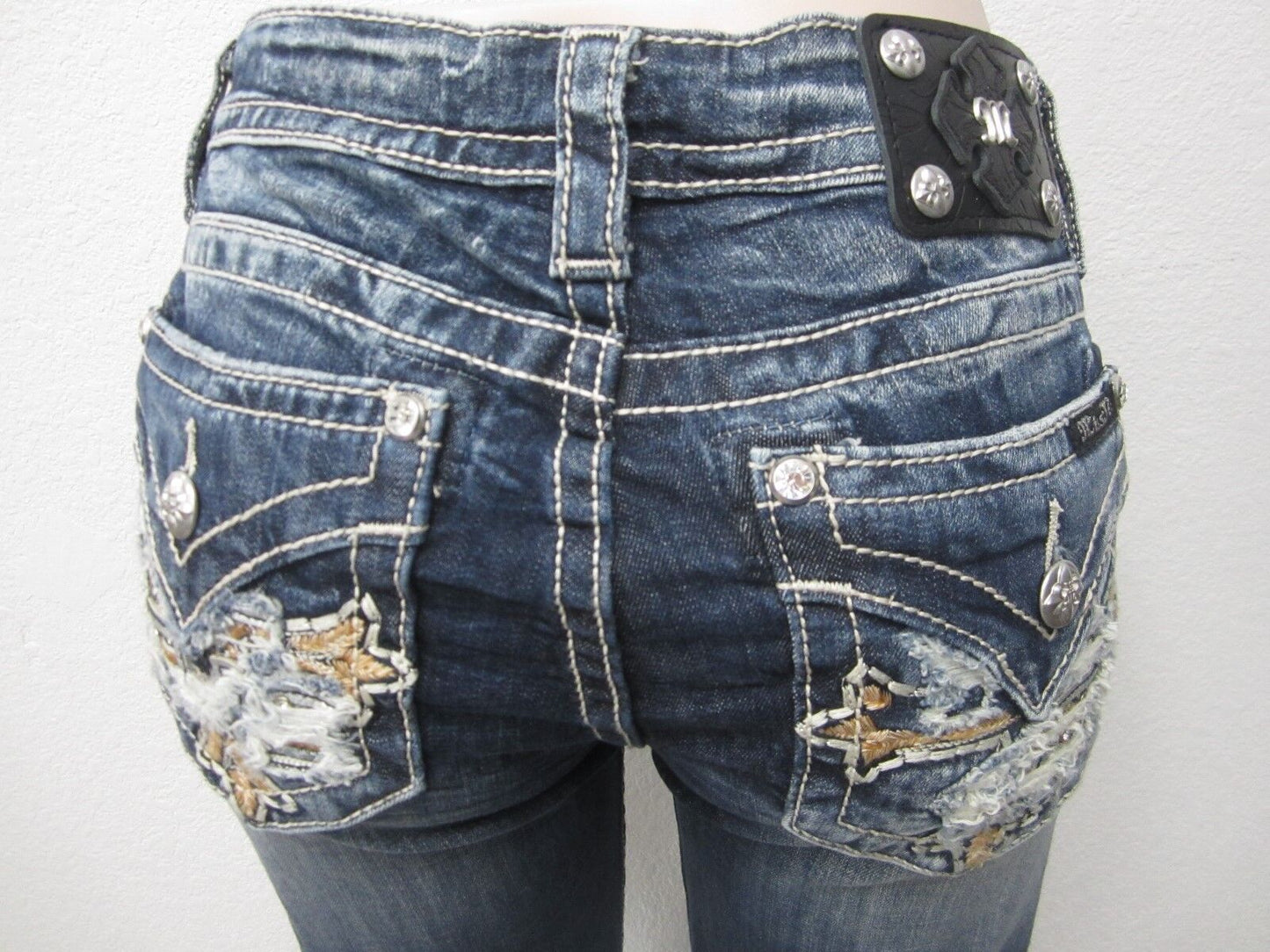 NWOT Miss Me Straight-Leg Jeans, Style MP8795T Cross, Size 24 x 33.5 NWT