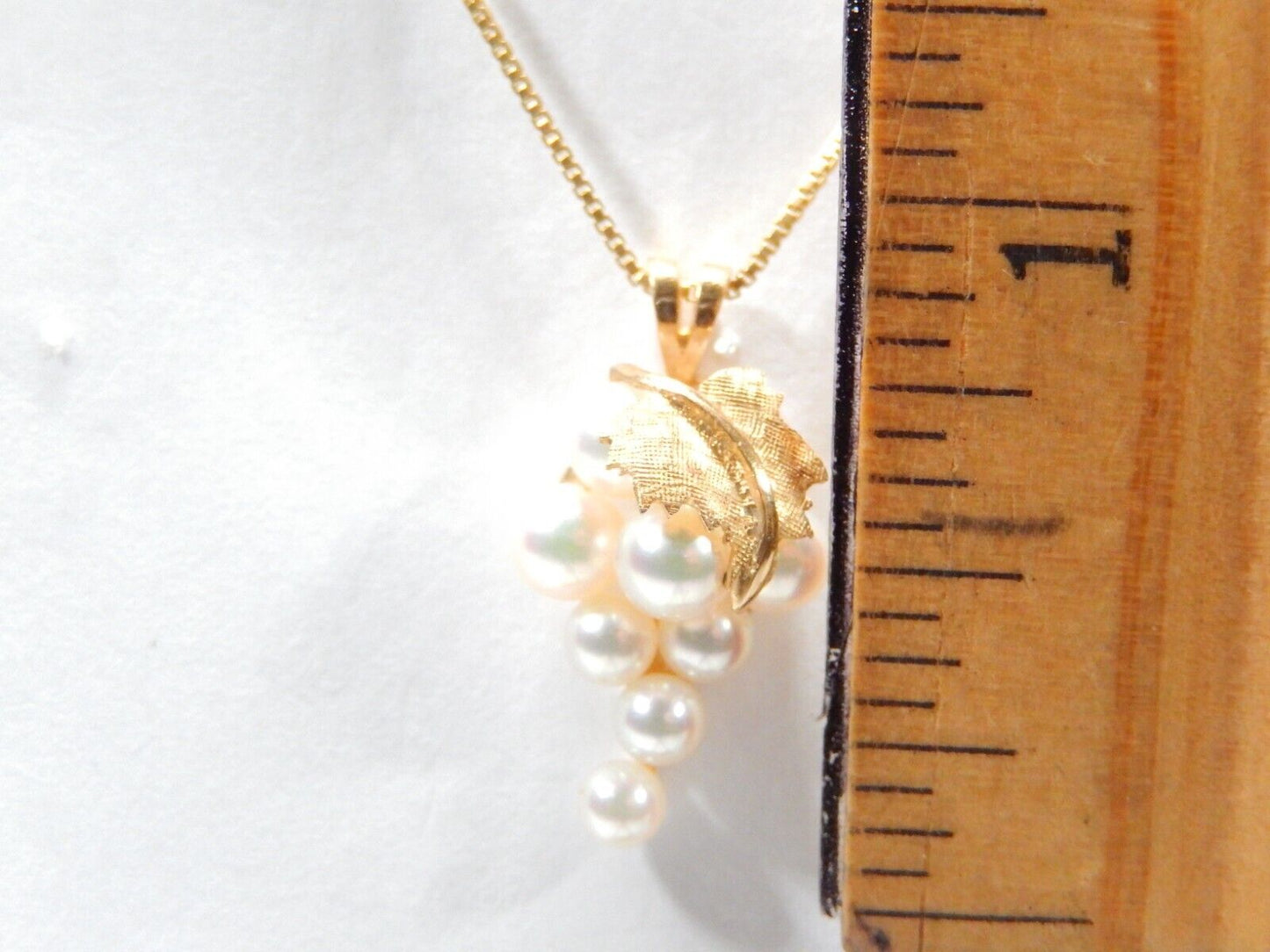 *VINTAGE*  14K Yellow Gold 3.5mm - 4.5mm Pearl Grape Cluster  Pendant w/18"chain