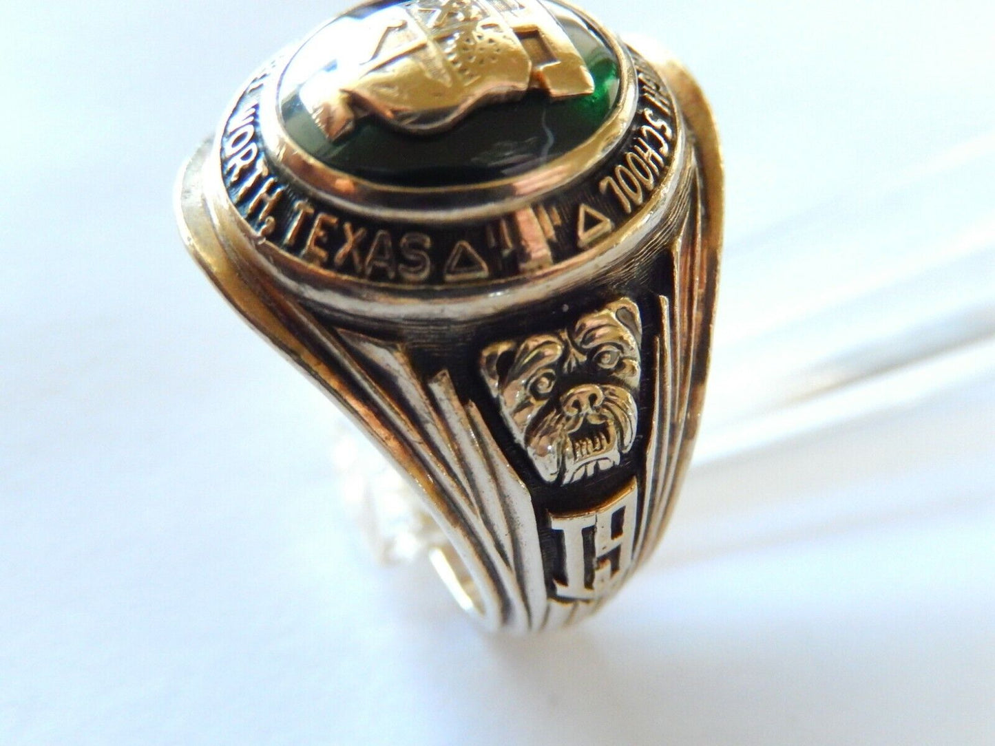 *VINTAGE* Heavy 1946 Haltoms Solid 10K Yellow Gold Class Ring with Great Detail