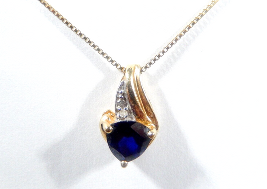 *VINTAGE* 10k Yellow Gold Trillion Lab-Created Sapphire & Diamond Pendant w/18"