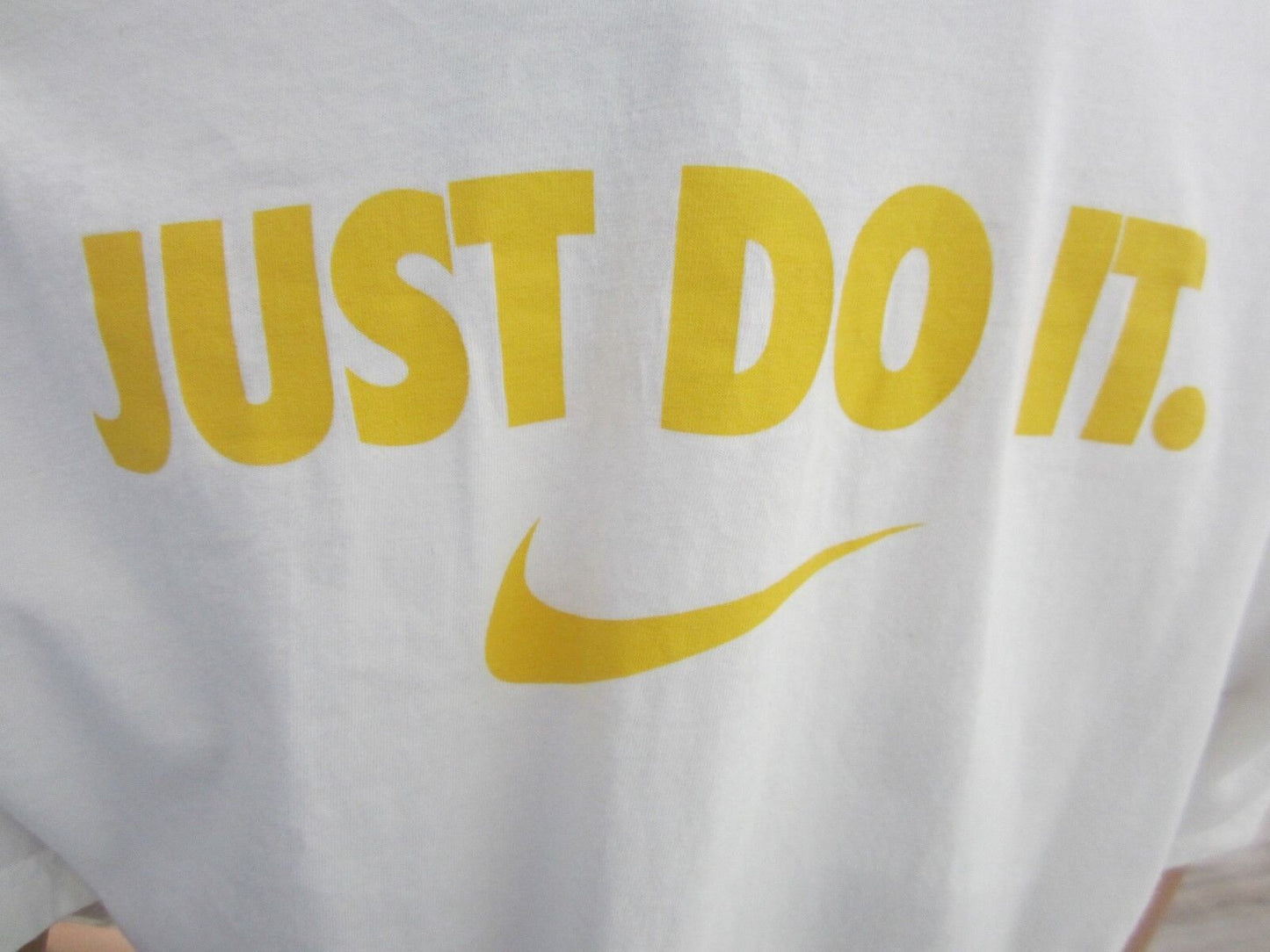NEW Nike Baylor University NCAA Unisex 100% Cotton Basketball T Shirt  Size L