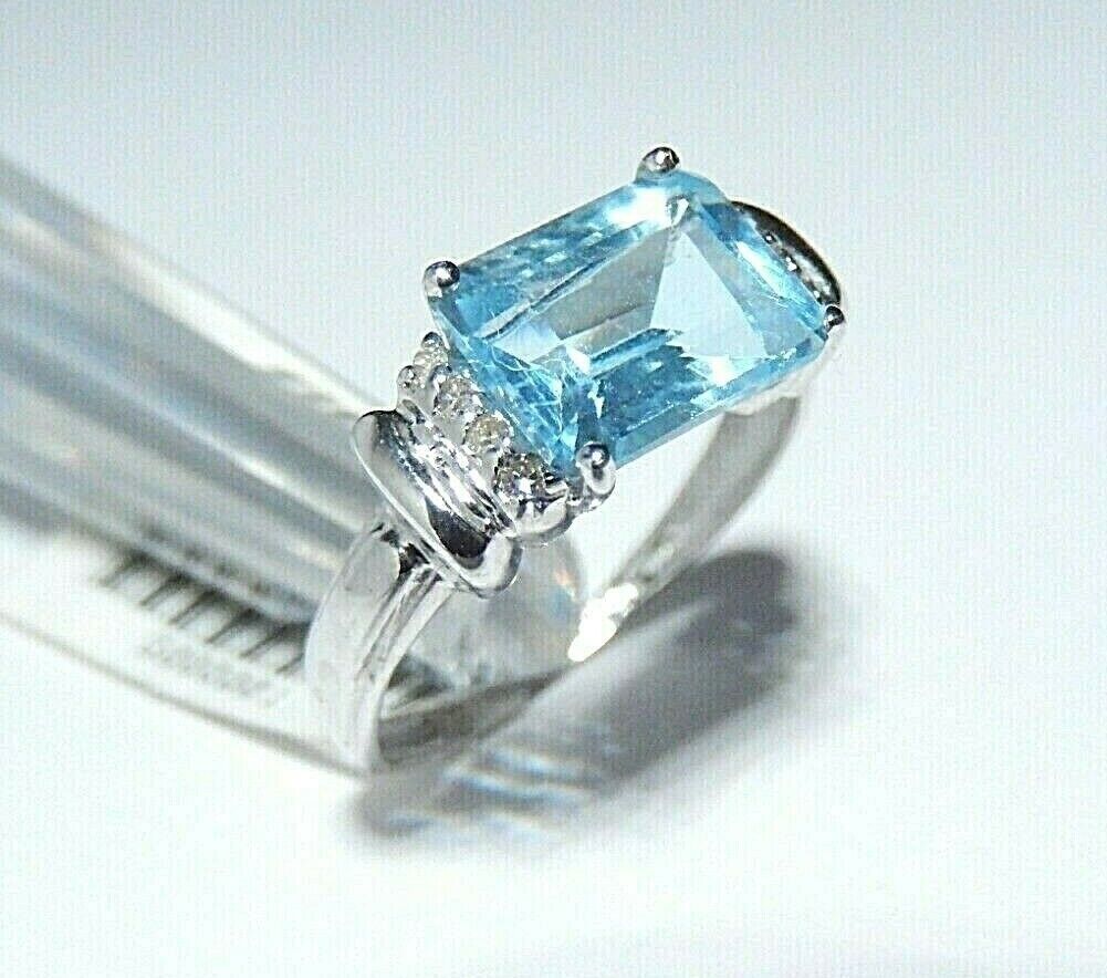 *NWT* 10K White Gold 2.50 CT Blue Topaz & Diamond Solitaire Ring Size 7.5