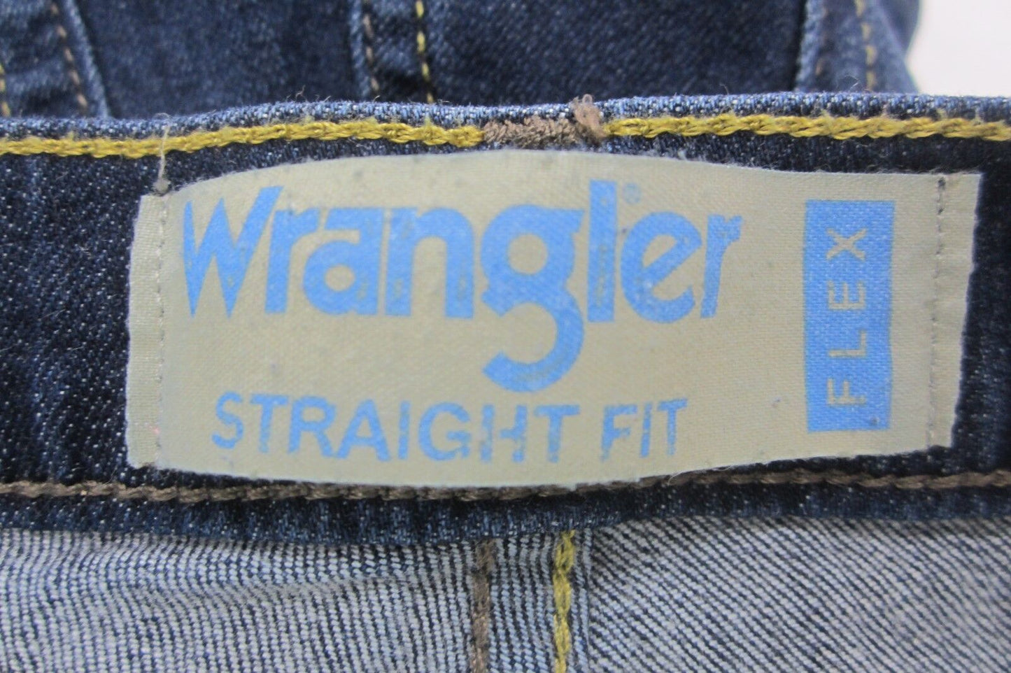 Wrangler Mens 4-Way Flex Straight  Fit Jeans Size W31 x L30