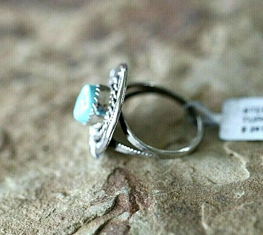 *VINTAGE*  Sterling Silver Native American Navajo Turquoise Ring Size 6.75