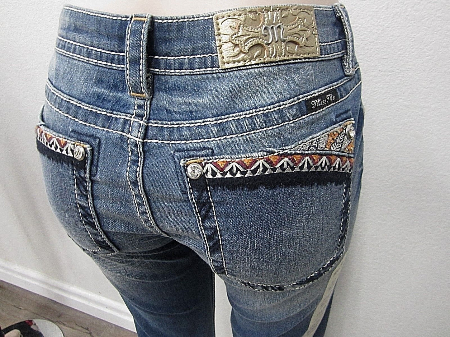 *NWT*MISS ME Women's BOOT CUT Jeans JP7697B4  Med Blue  Size W27 X L34 Very Cute