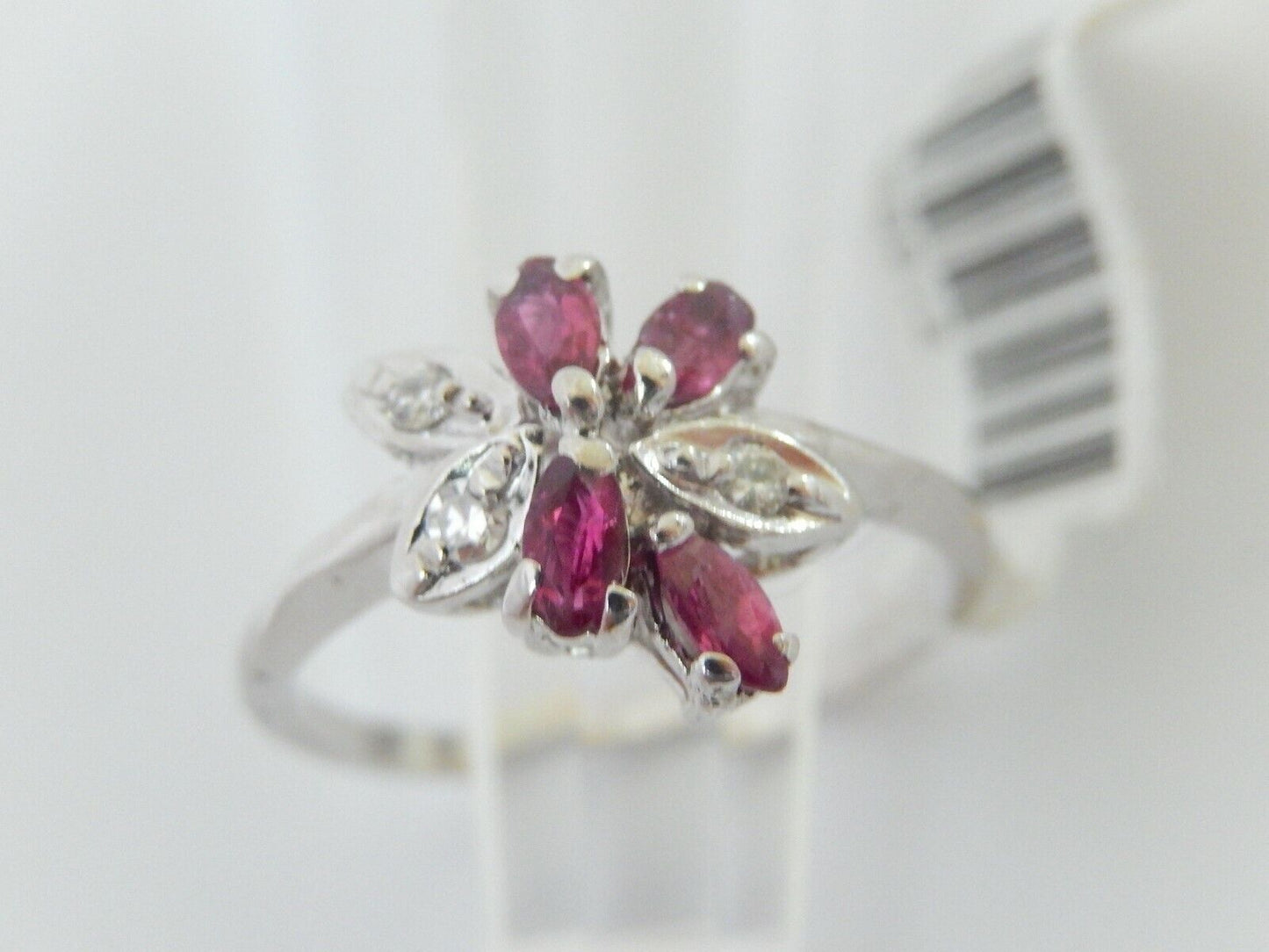 14K White Gold Elegant Natural Diamond & Ruby Cluster Cocktail Ring Size 7
