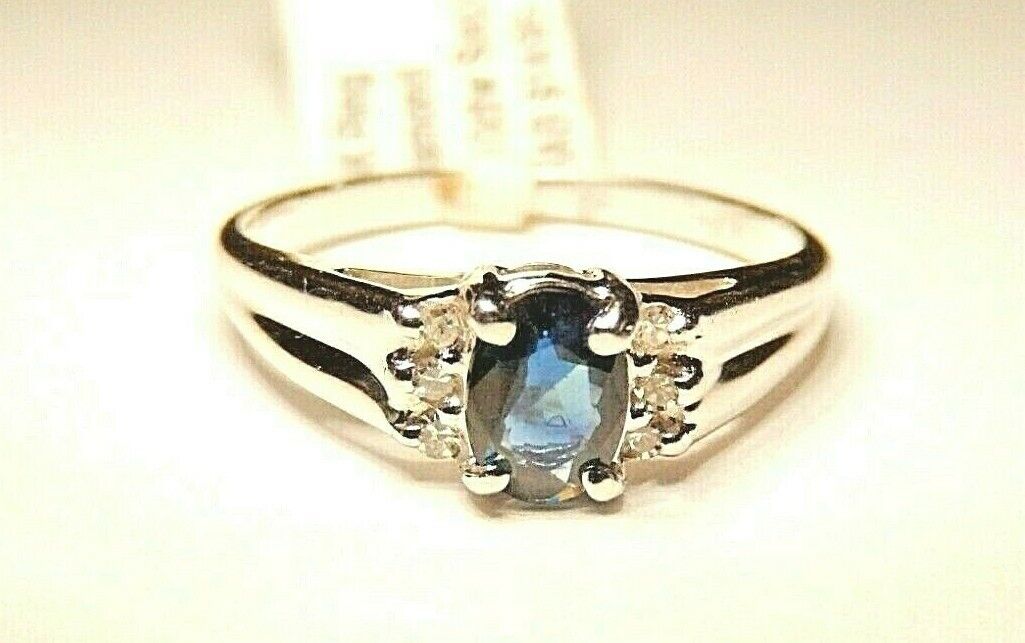 *NWT*  14k White Gold Oval Blue Natural Sapphire & Six Diamond Ring  Size 6.75