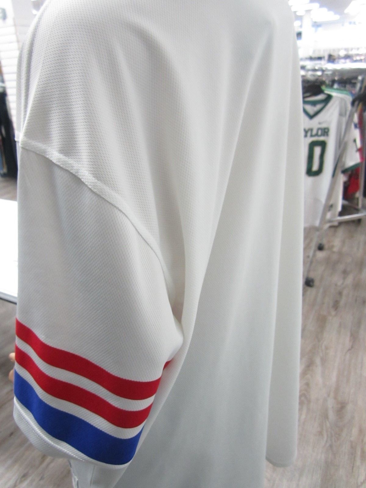 NICE Men's Texas Rangers True Fan Button Baseball Jersey....Size XLarge