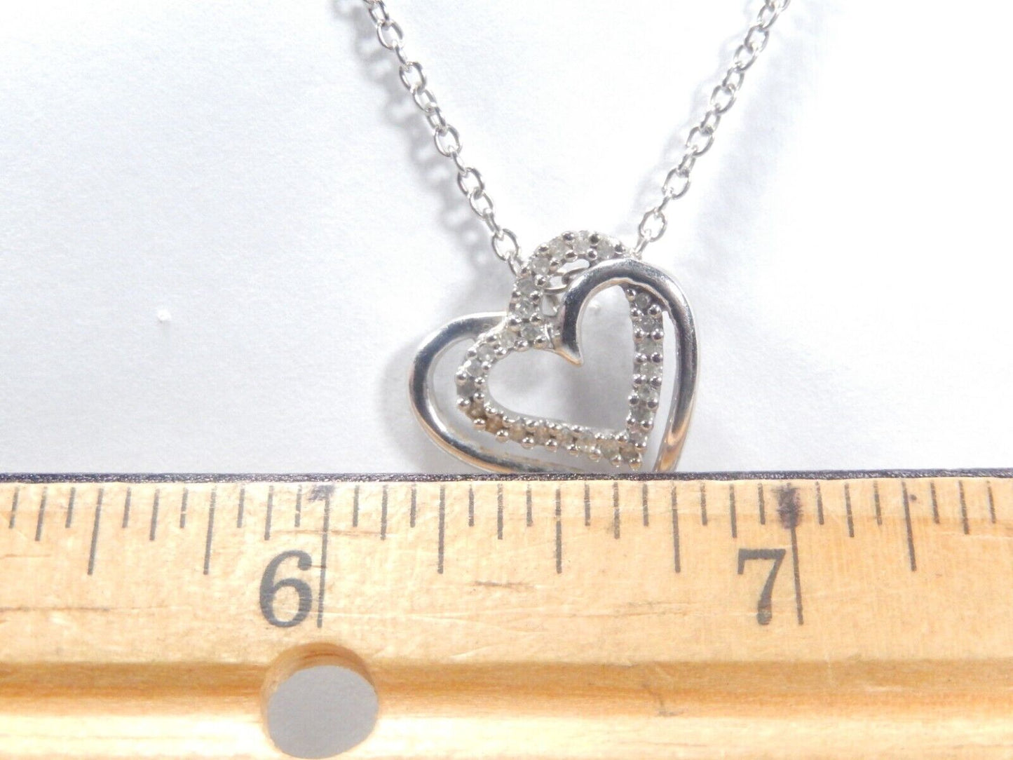 *VINTAGE* 10k White Gold Womens 27 Diamond Double Heart Pendant w/18"chain