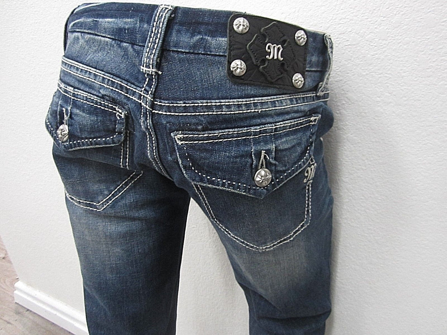 MINT Miss Me Women's Wide Leg  Denim Jeans J54480W11 Med/Dark Size W27 x L29.5