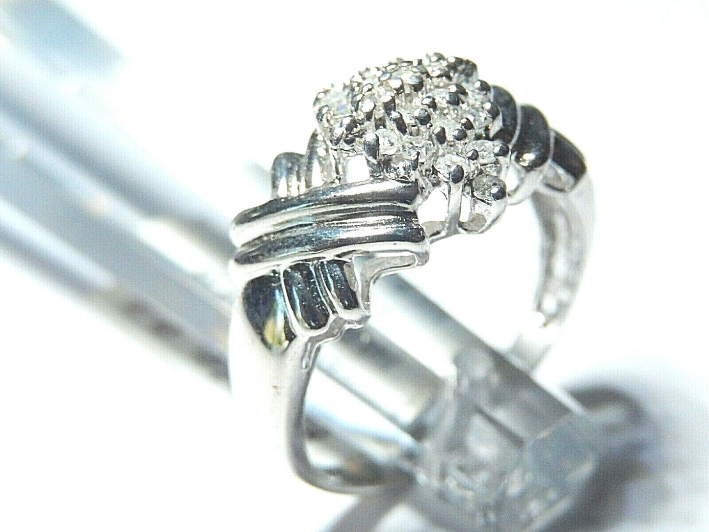10K White Gold Natural .50CT Diamond Cluster Ladies Designer Style Ring Size 7