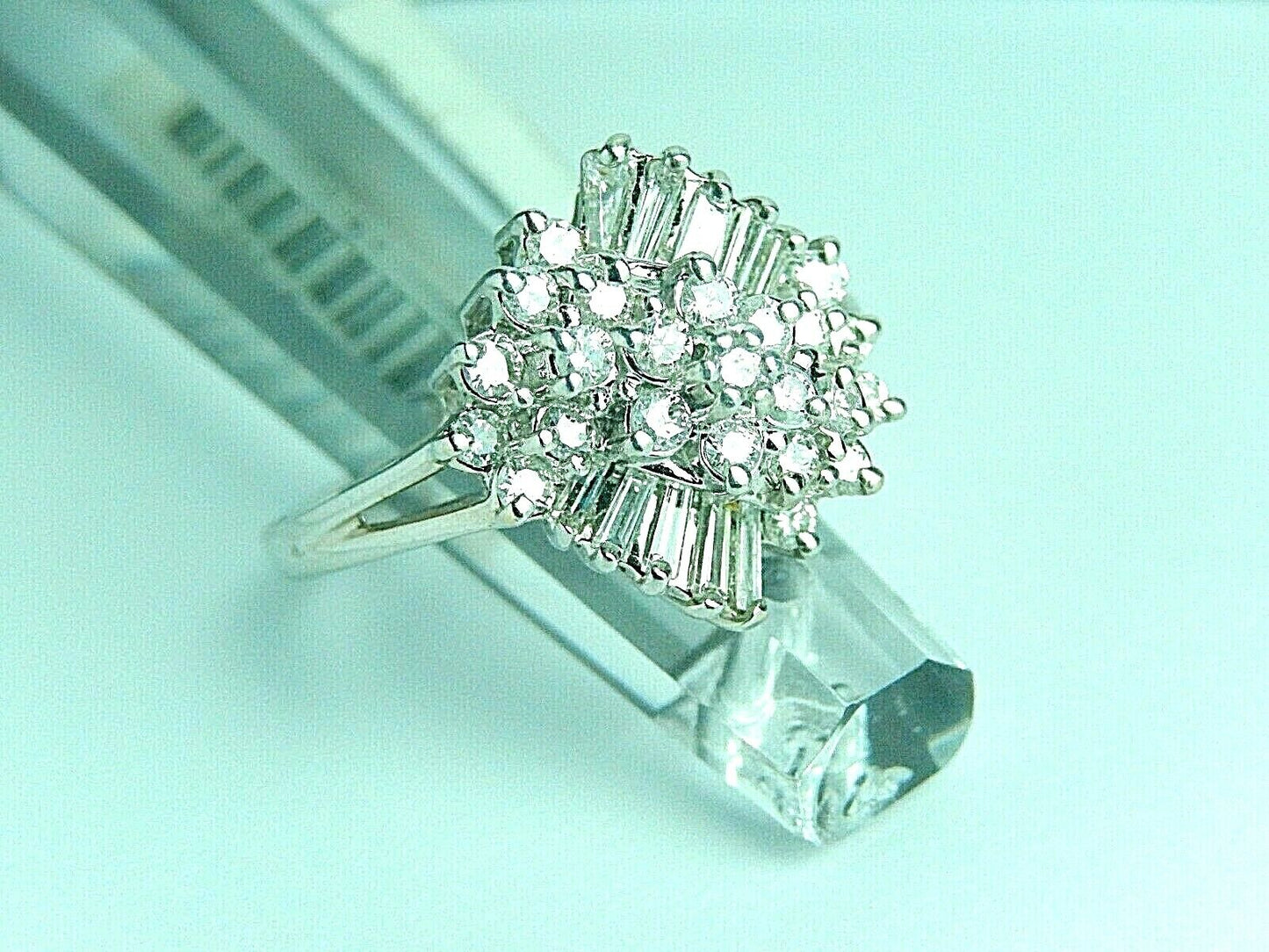 14K WHITE GOLD 1 CARAT T.W. LADIES NATURAL VS DIAMOND COCKTAIL RING SIZE 8.25