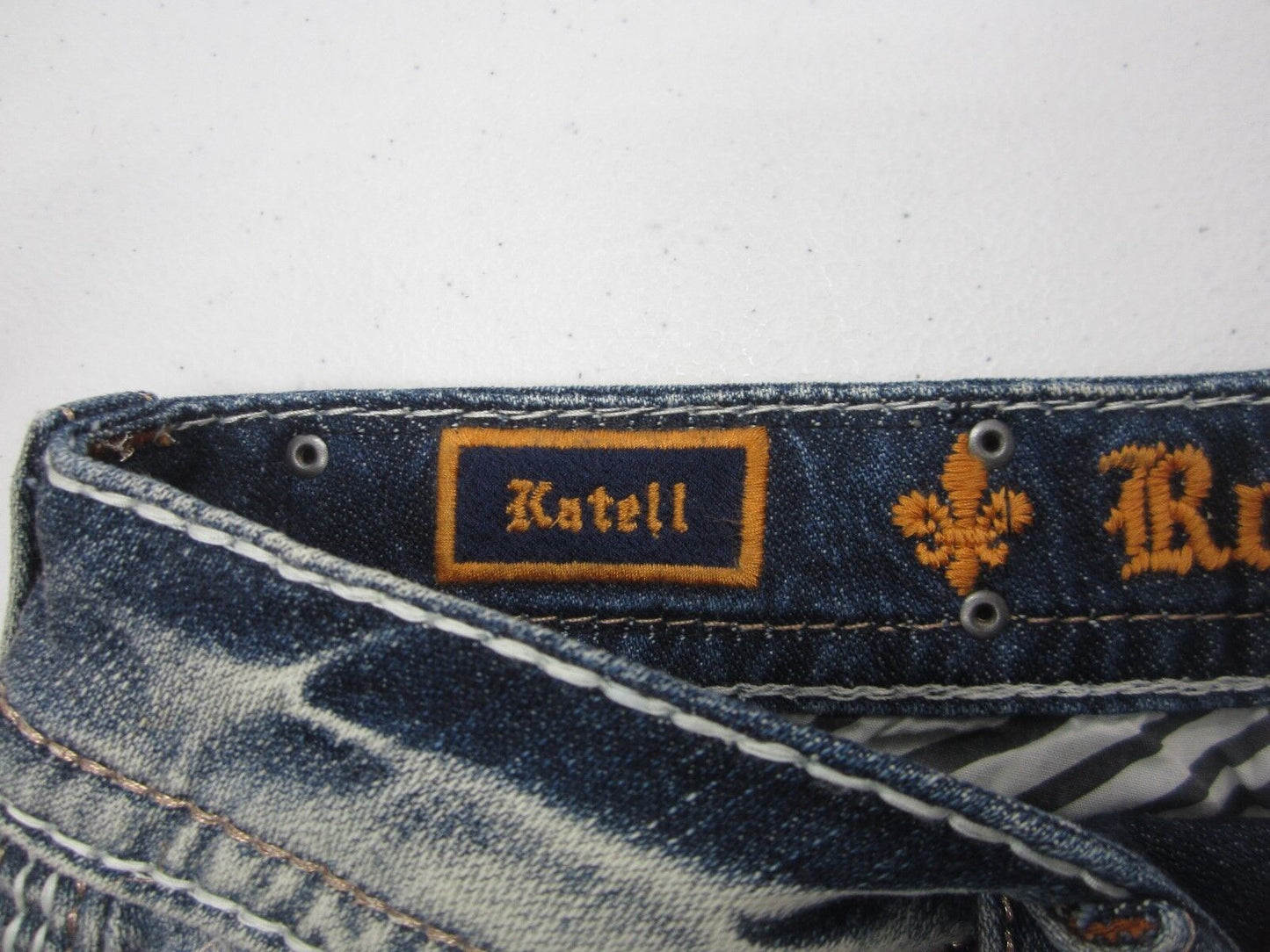 NWT NEW ROCK REVIVAL WOMEN'S JEAN DENIM SHORTS KATELL SIZE 28 x 6