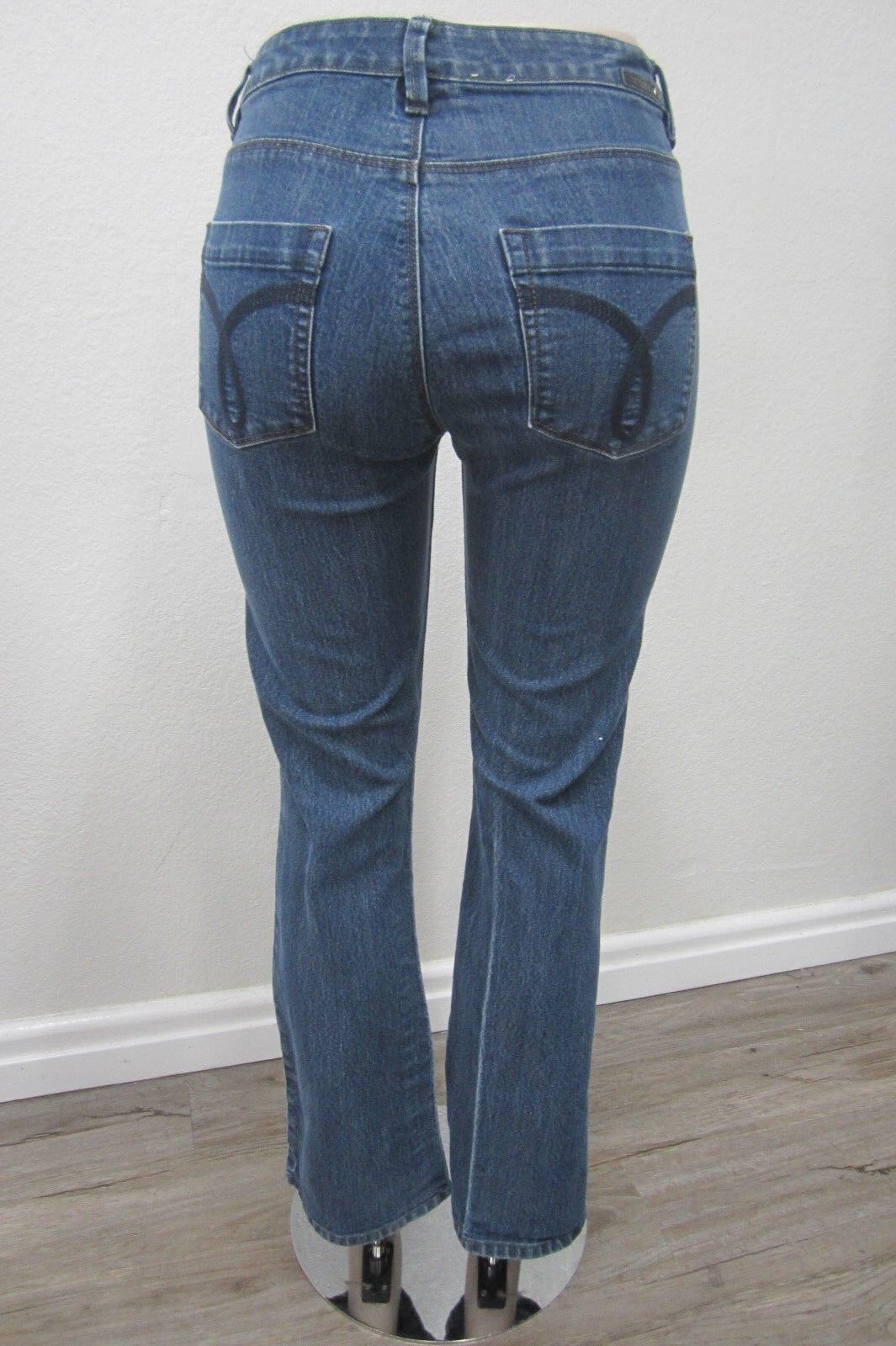 *VERY NICE*  Calvin Klein Med Dark Wash Denim Boot Cut Jeans Sz 10/30  x  30.5"L