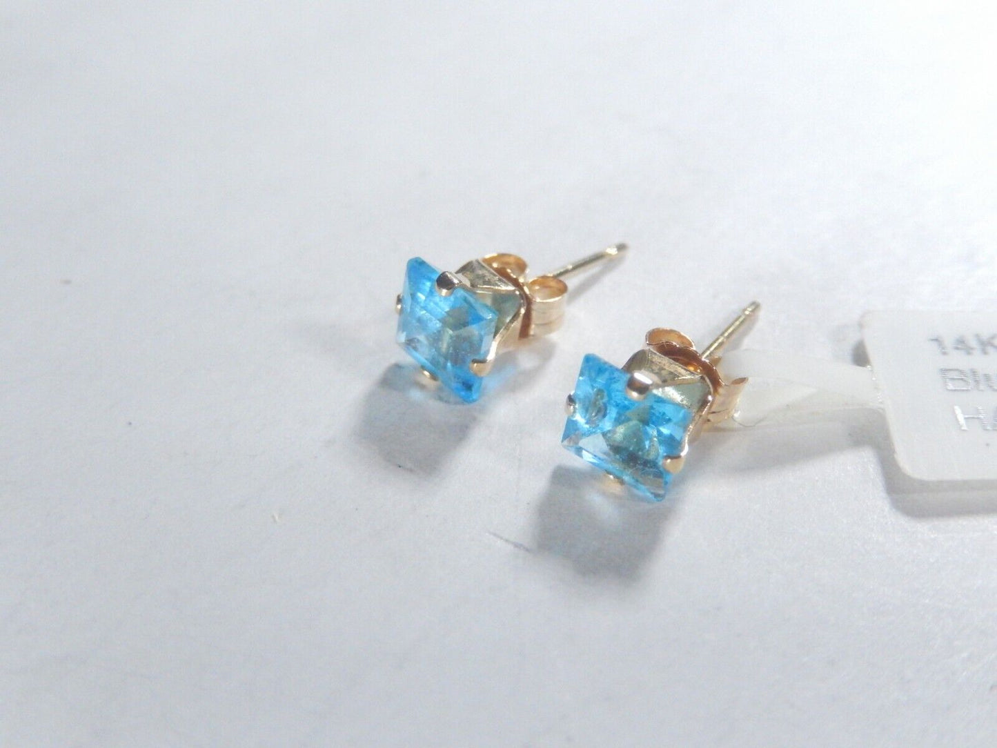 14K Yellow Gold 1.50 ct Princess Cut 5mm London Blue Topaz Stud Earrings