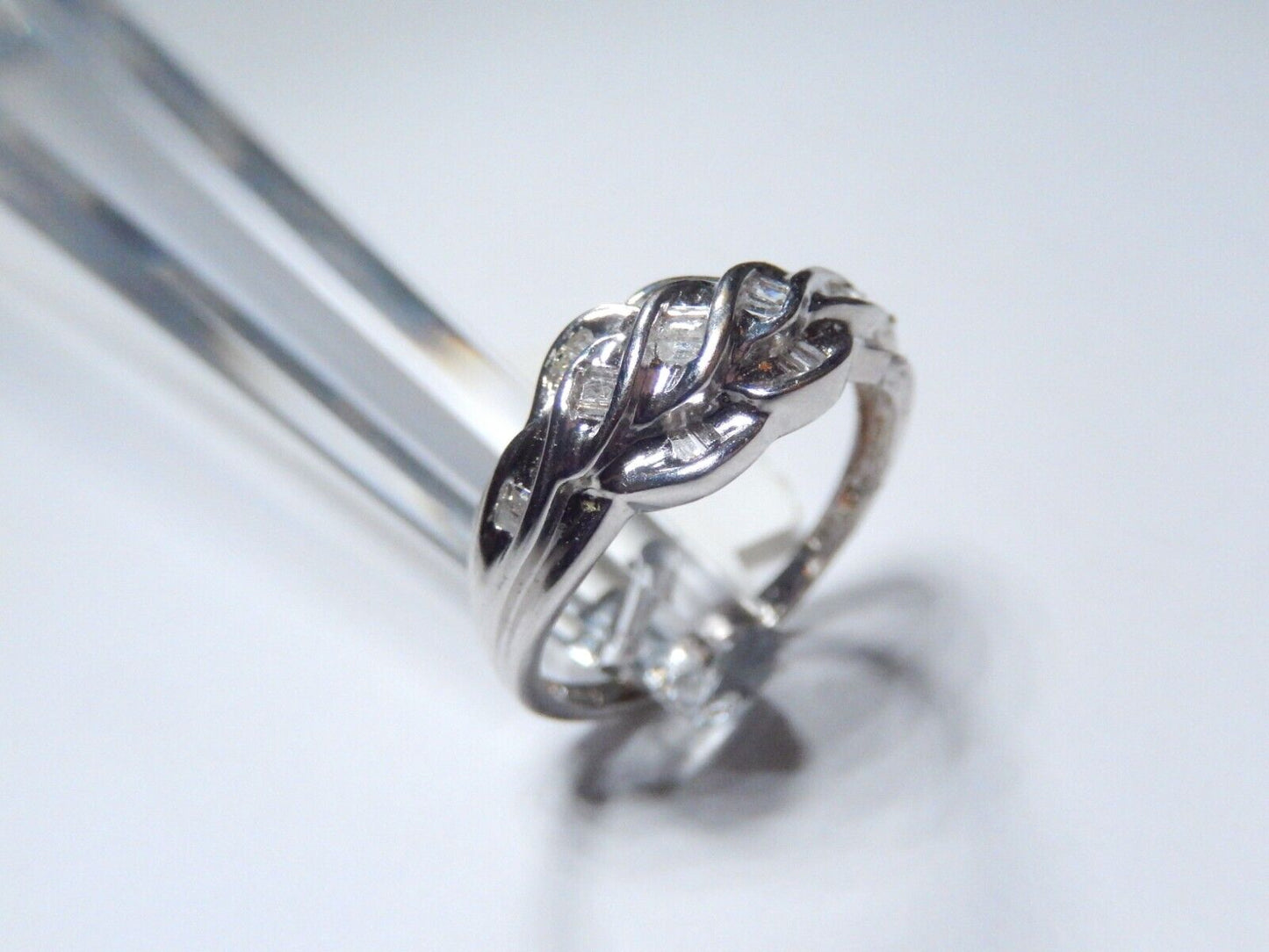 *NWT* 10k White Gold 1/5CT Baguette Natural Diamond Wedding Ring Size 8.75