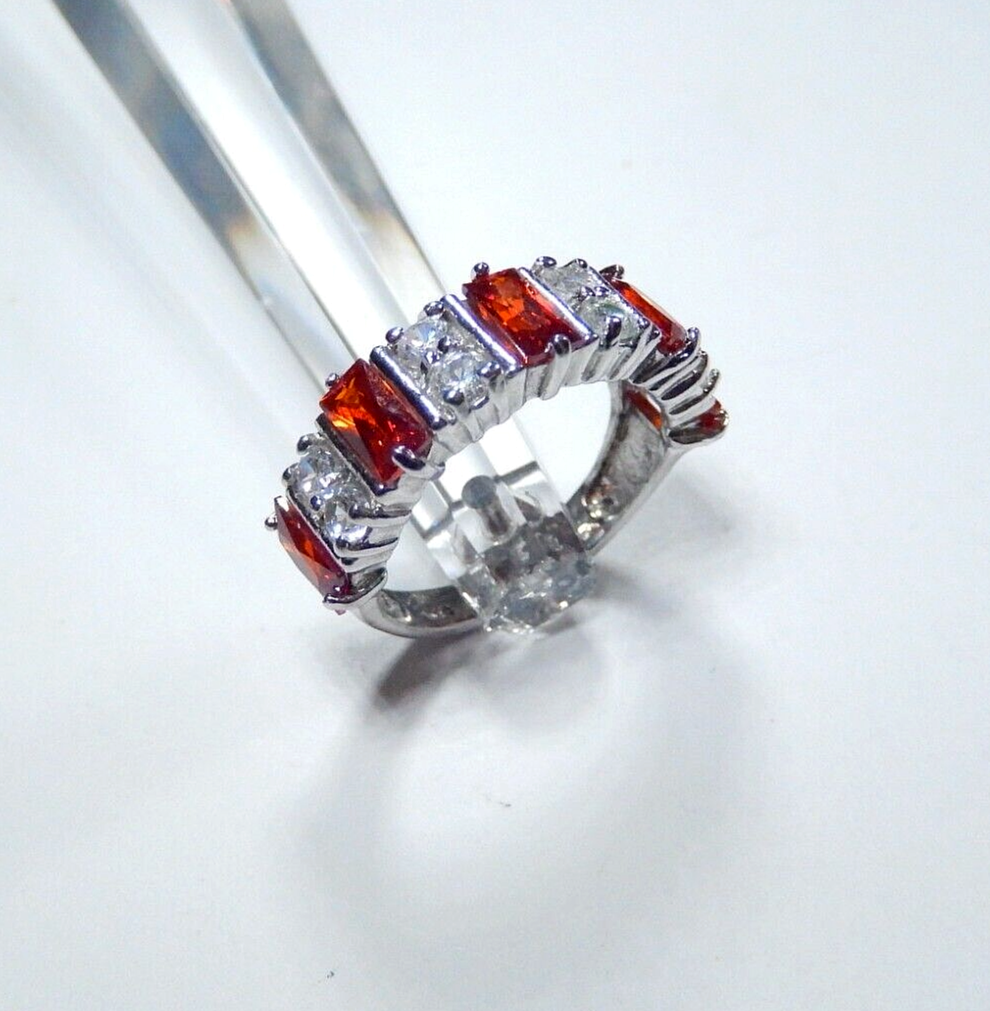 *VINTAGE*  Sterling Silver 925 Red Garnet And CZ Ring Size 6.75