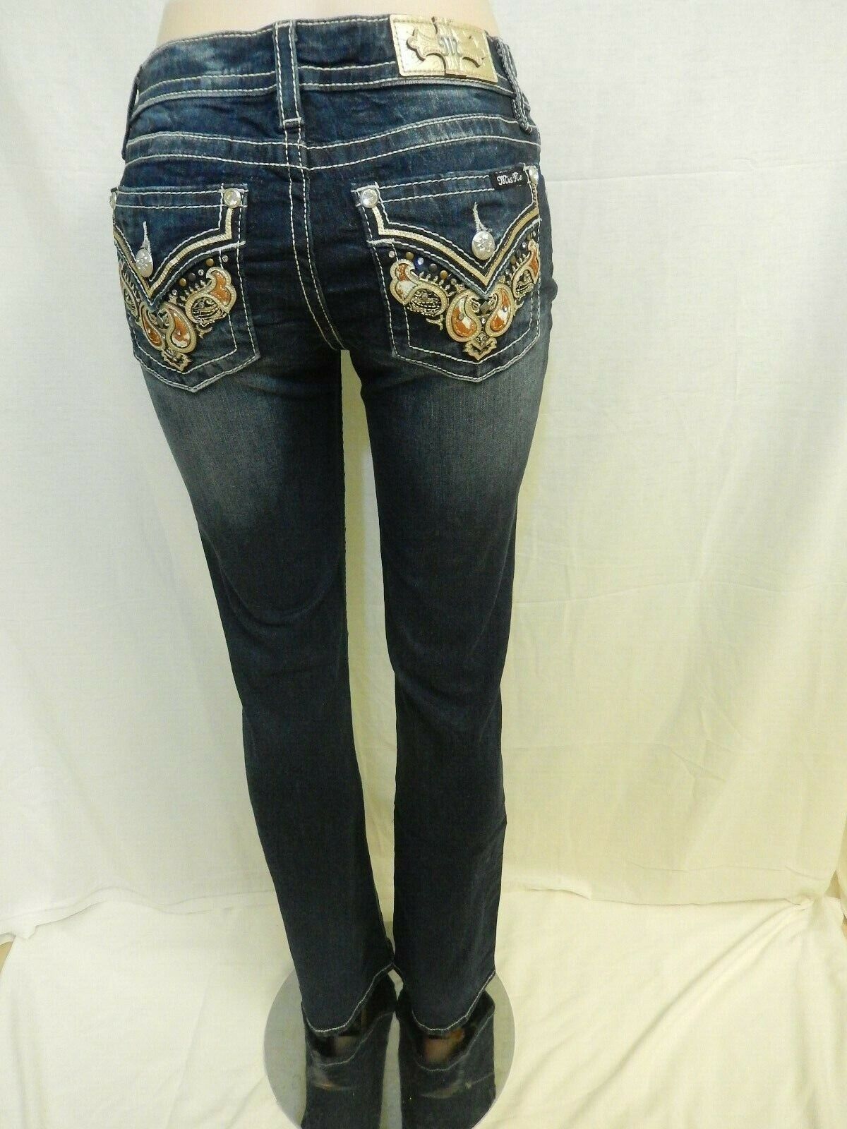 NWT  Miss Me M3316B Paisley Embroidered Dark Wash Boot Cut Jeans Size W27 x 34