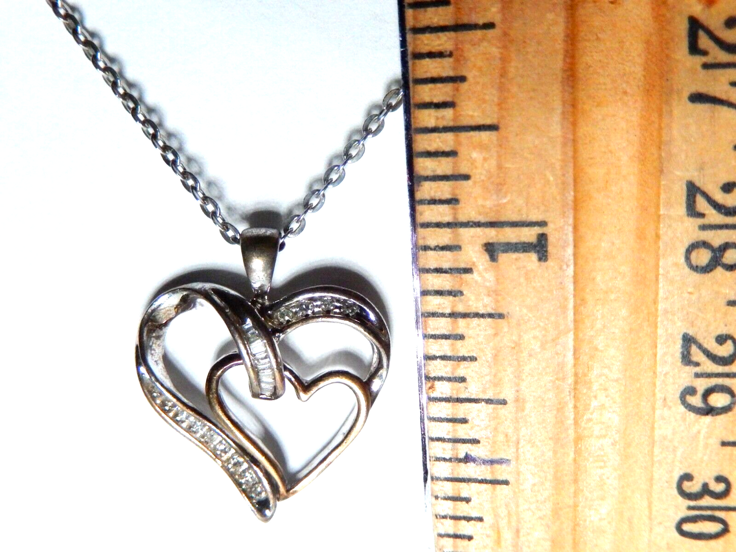 *VINTAGE* 14K Yellow Gold & Sterling .33CT Diamond Cluster Heart Pendant w/18" C